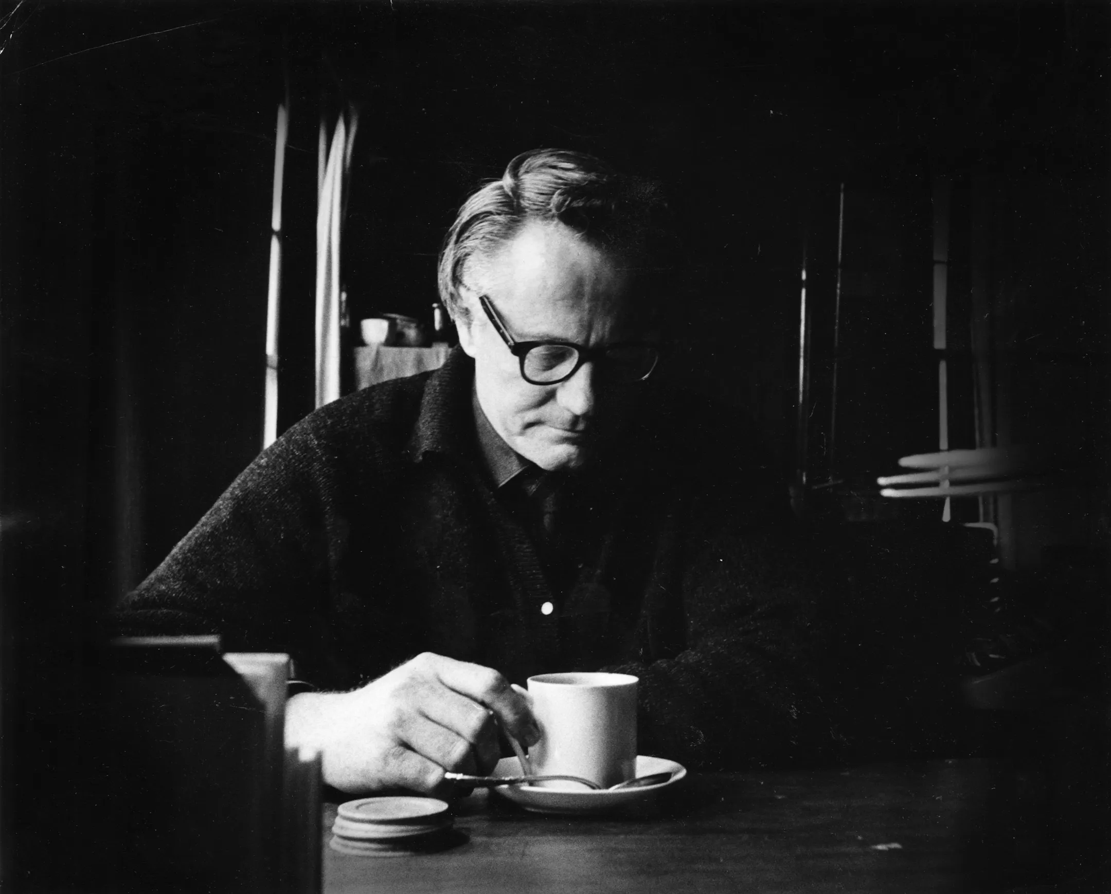 From Minnesota's prairie to the best-seller list, famed poet Robert Bly ...