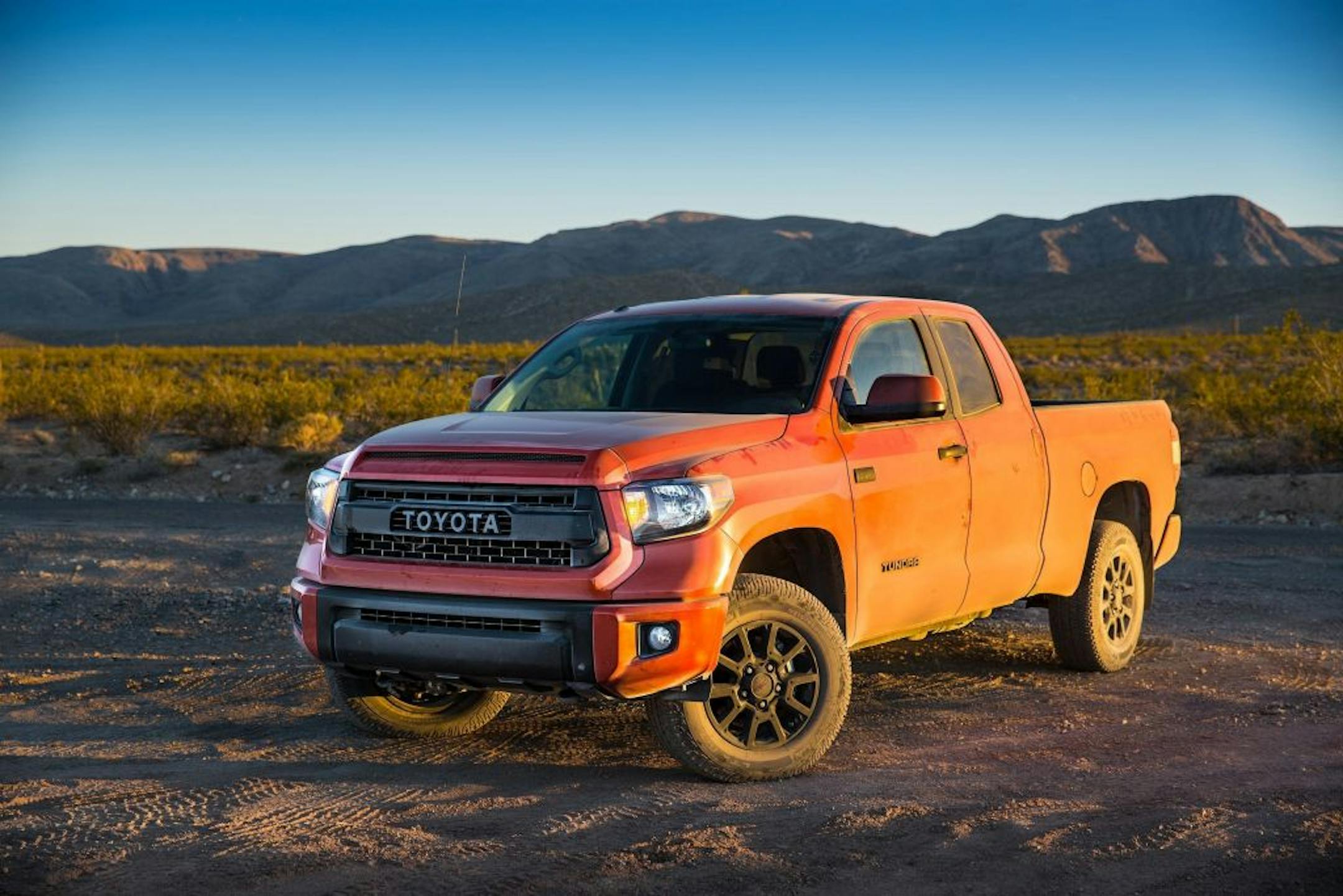 Raised two inches to increase its off-road ground clearance, the 2015 Toyota Tundra TRD Pro Off-Road rolls reasonably well on concrete, too, on 18-inch wheels with meaty tires.