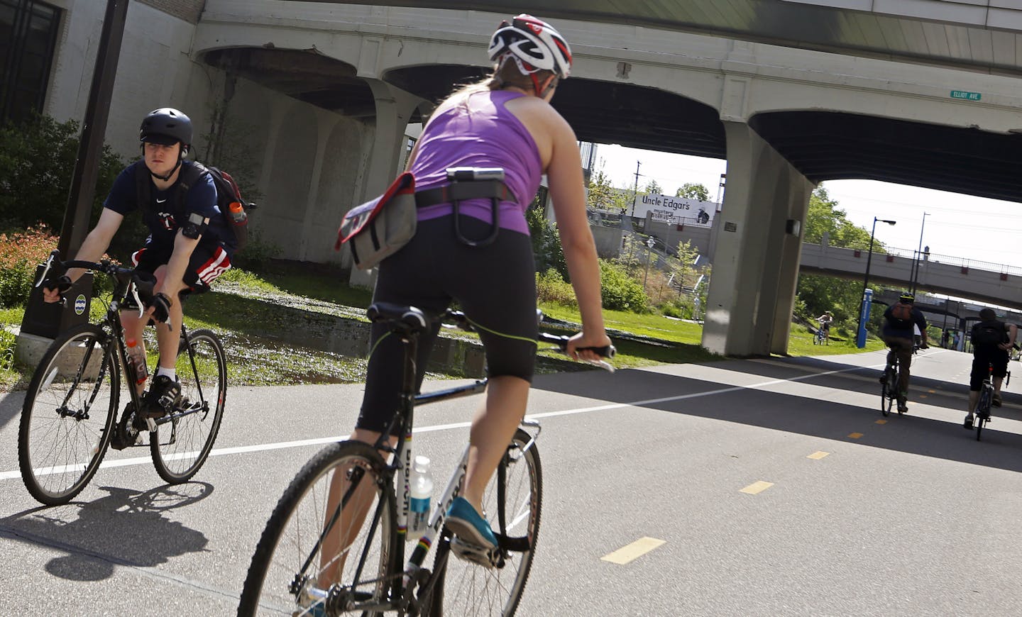 On the Midtown Greenway, bikers took advantage of the break in the weather. The boom in biking and walking in Minneapolis has produced measurable reductions in air pollution, gallons of gas burned in cars and health costs, according to an analysis of a three year pilot study of what happens when a community invests $28 million in bike lanes and sidewalks. .] rtsong-taatarii@startribune.com,