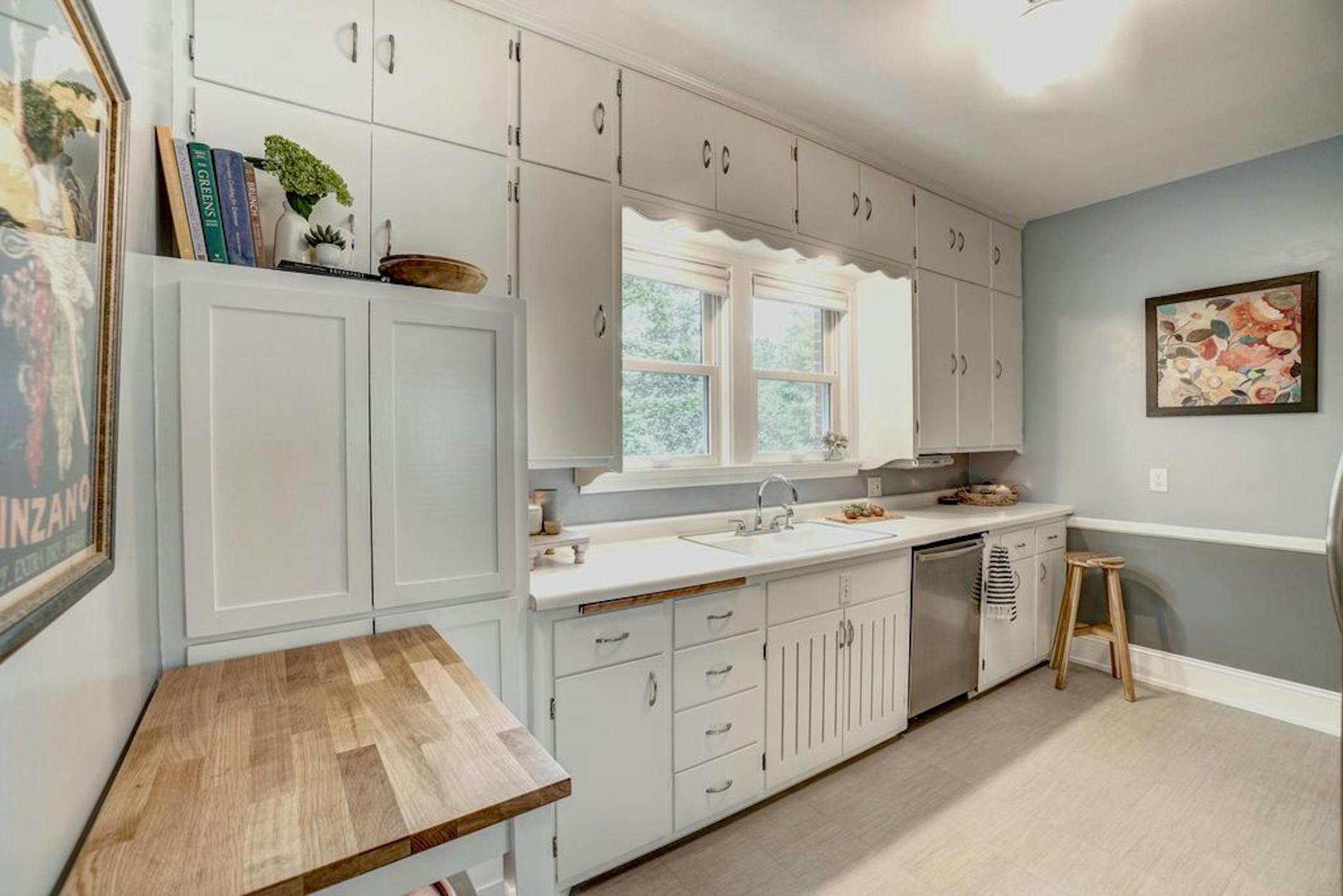 BEFORE: The kitchen didn't suit Paa's needs.