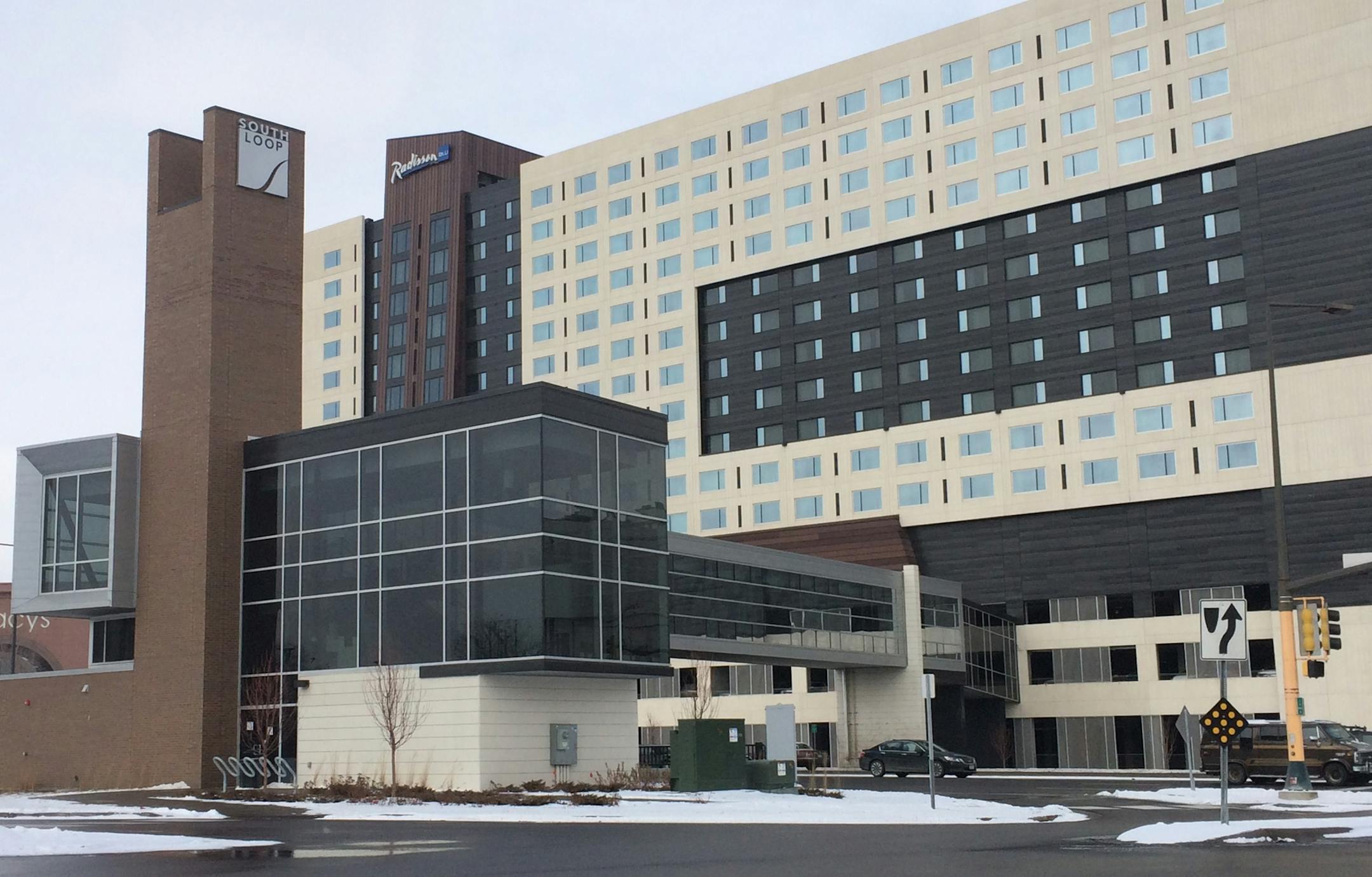 Photo by John Reinan: Pedestrian skyway out of Mall of America.