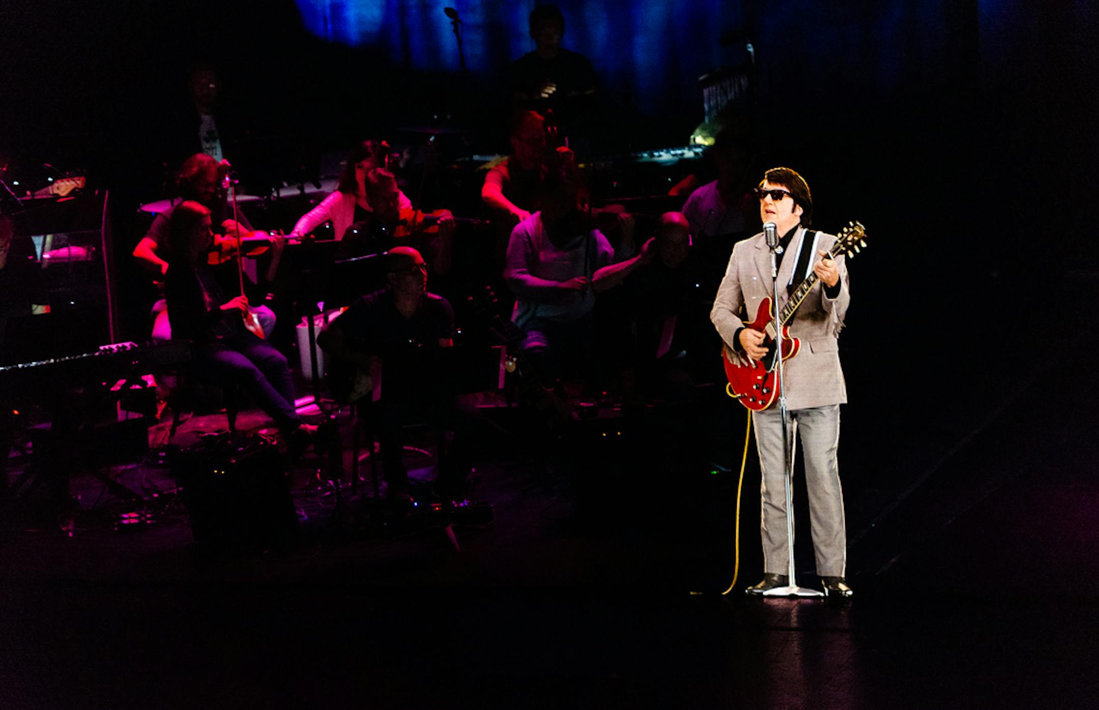 A hologram of Roy Orbison performed "live" in Los Angeles with a band of backup musicians.
