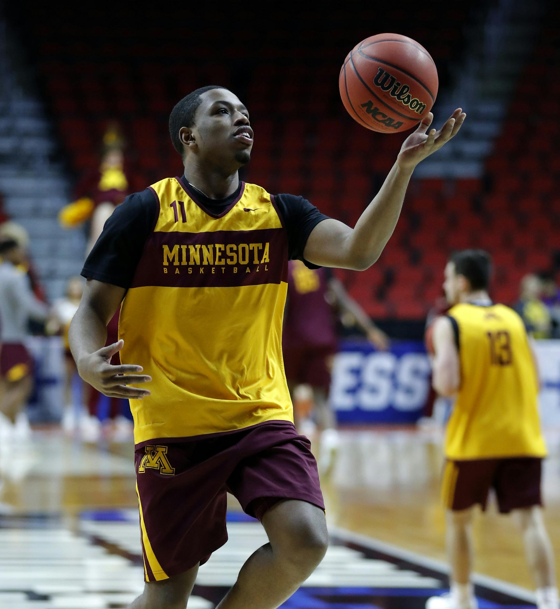 Minnesota guard Isaiah Washington drives to the basket during practice at the NCAA men's college basketball tournament, Wednesday, March 20, 2019, in Des Moines, Iowa. Minnesota plays Louisville on Thursday. (AP Photo/Charlie Neibergall)