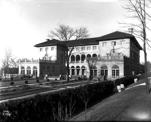 The Charles Gates house in Minneapolis was completed in 1913 but was torn down 19 years later.