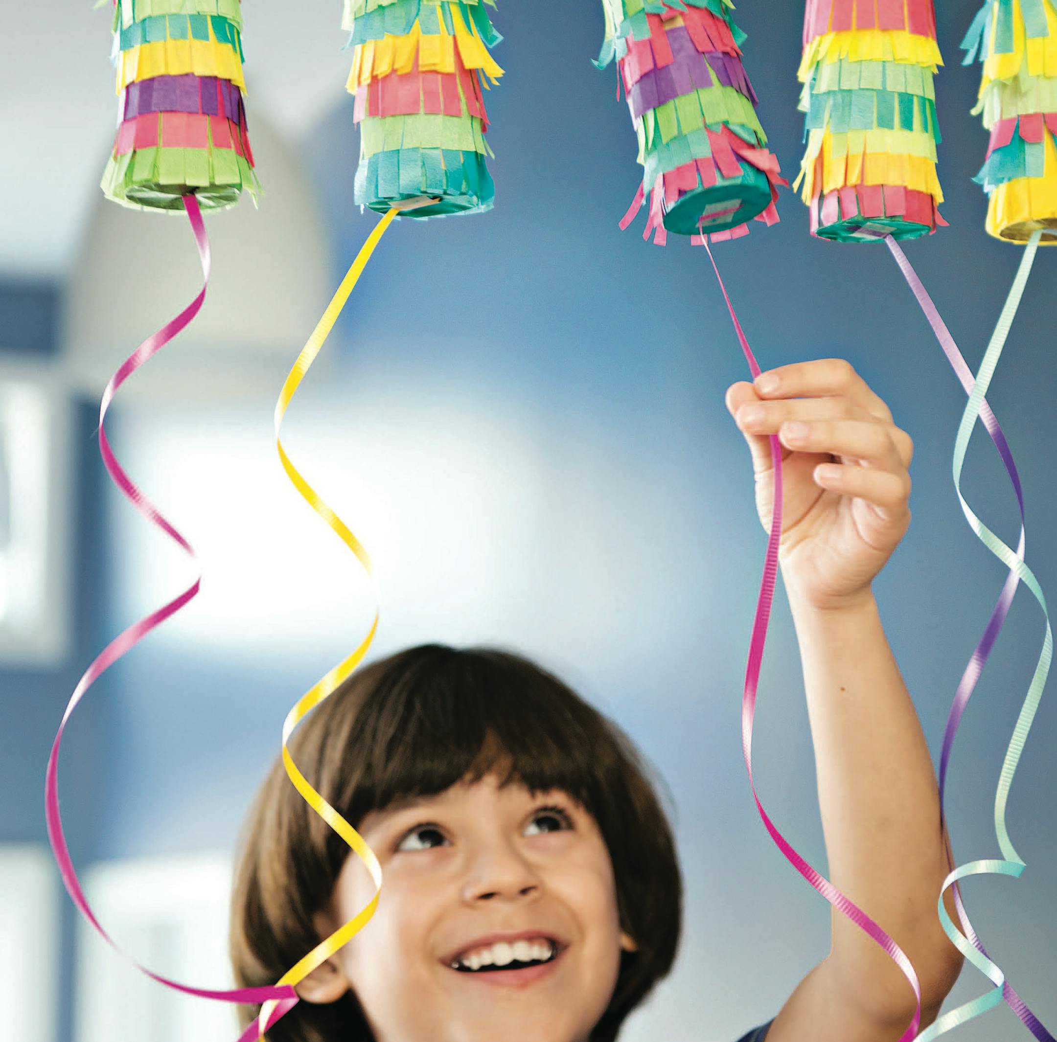 Kids can make these pinatas for Cinco de Mayo. ORG XMIT: 1137949