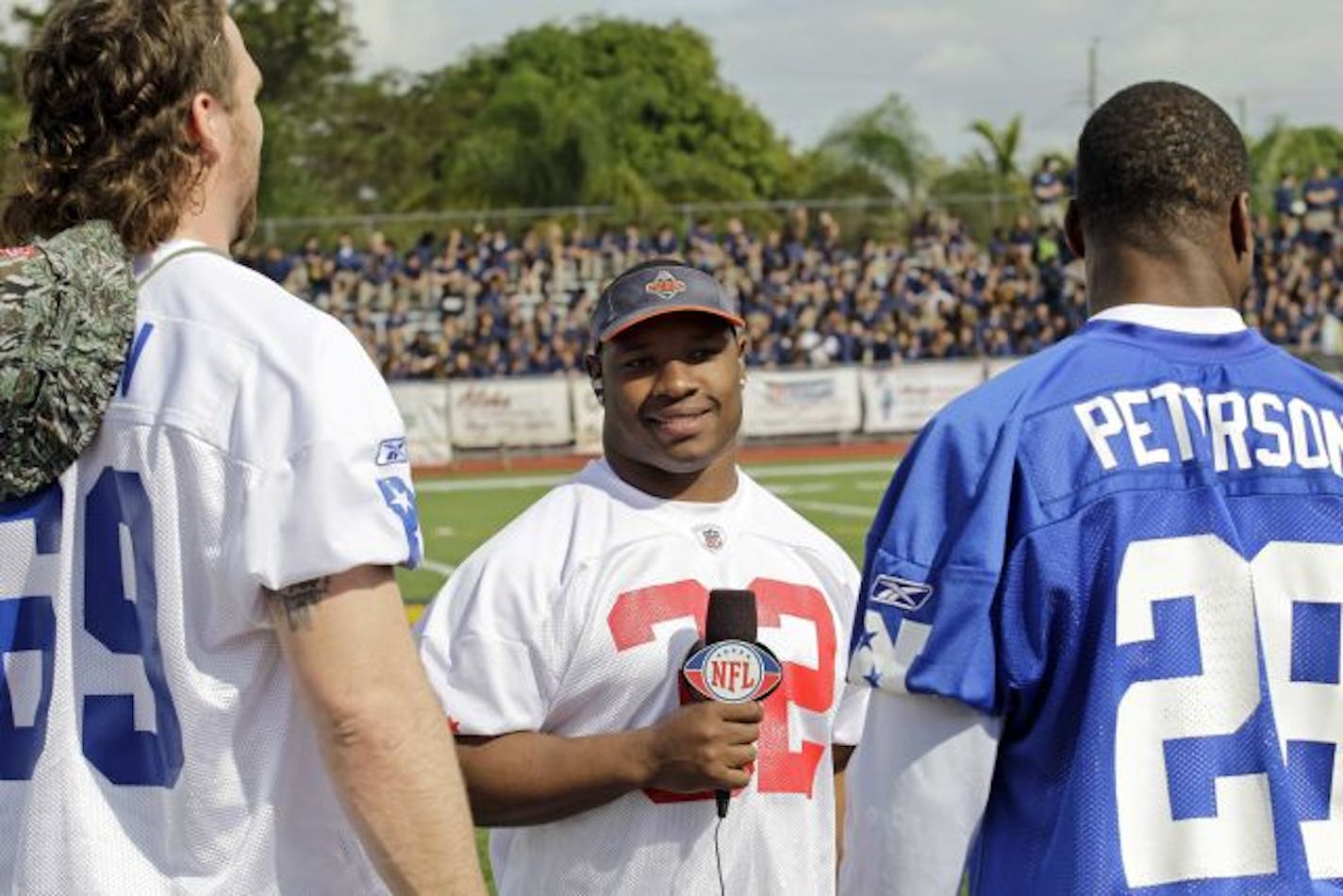 Jaguars running back Maurice Jones-Drew — he of the two fumbles in 2009 — interviewed the Vikings' Jared Allen and Adrian Peterson (seven fumbles in '09) for the NFL Network on Friday.