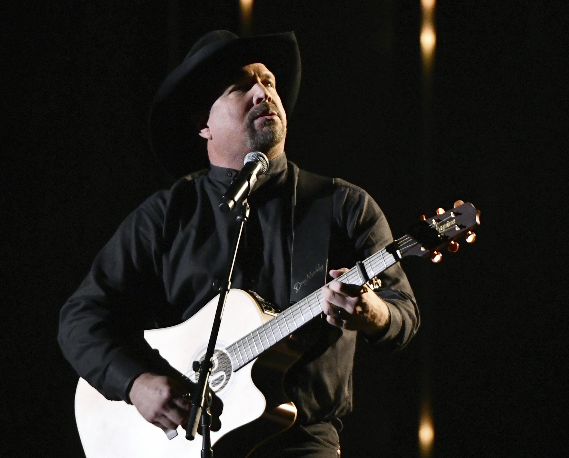 Garth Brooks is among the performers contributing to the "iHeartRadio Music Awards."