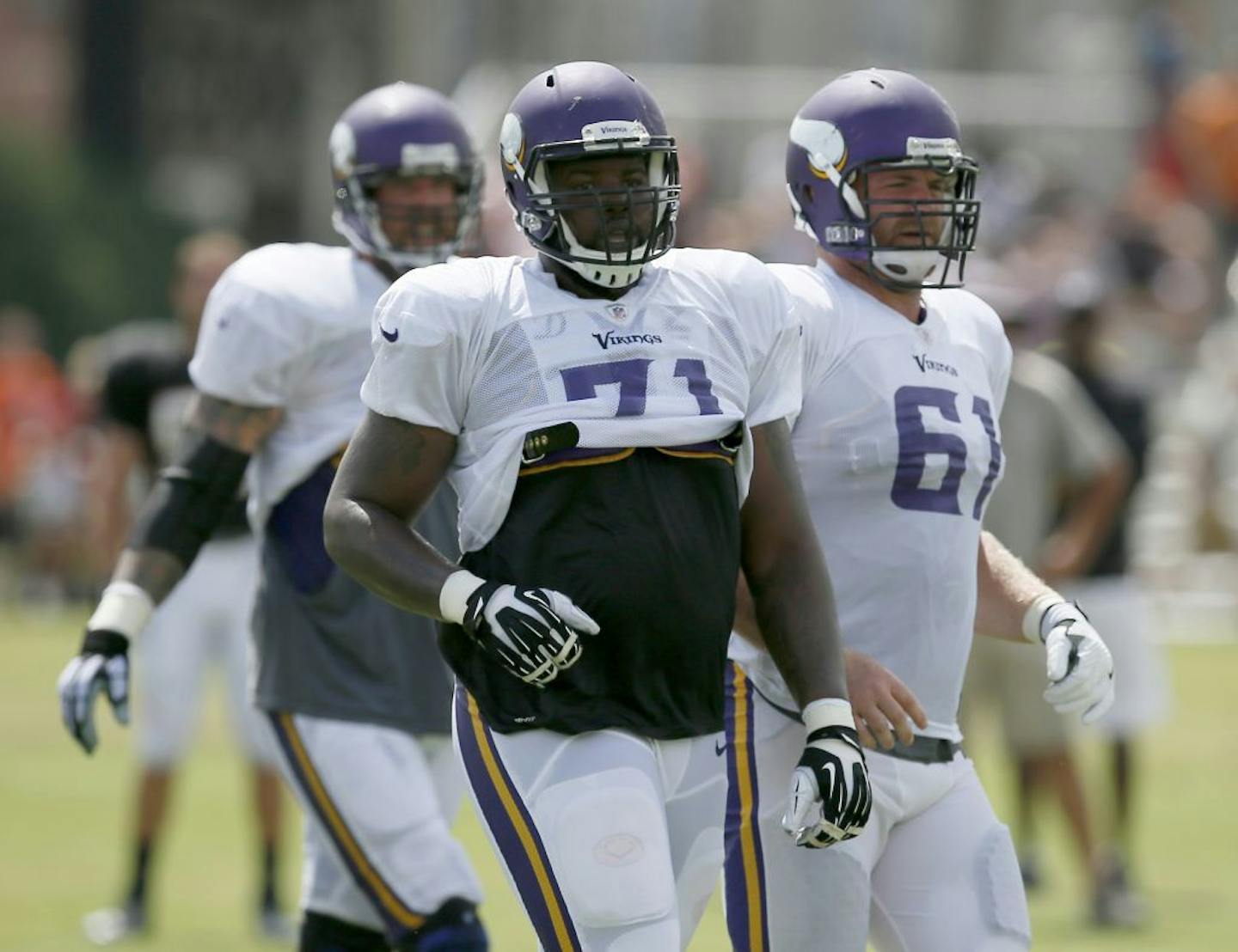 Minnesota Vikings tackle Andre Smith (71)