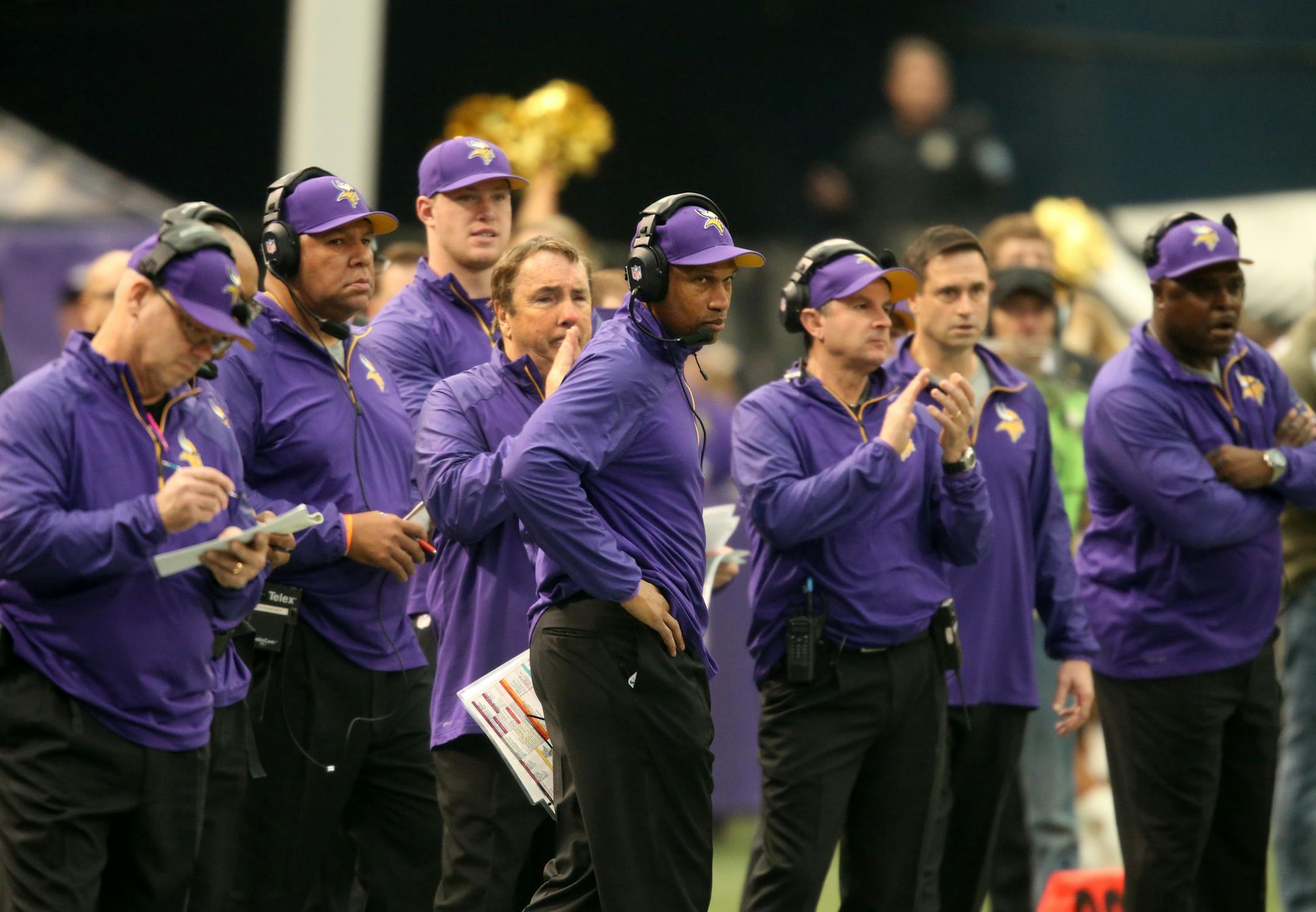 Vikings head coach Leslie Frazier walked the sideline during the first half against the Detroit Lions.