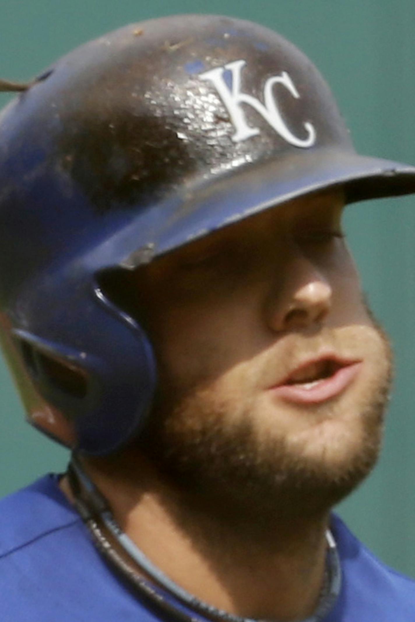 Kansas City Royals' Alex Gordon runs the bases after hitting a solo home run off Cleveland Indians starting pitcher Scott Kazmir in the first inning of a baseball game, Wednesday, Sept. 11, 2013, in Cleveland. (AP Photo/Tony Dejak)