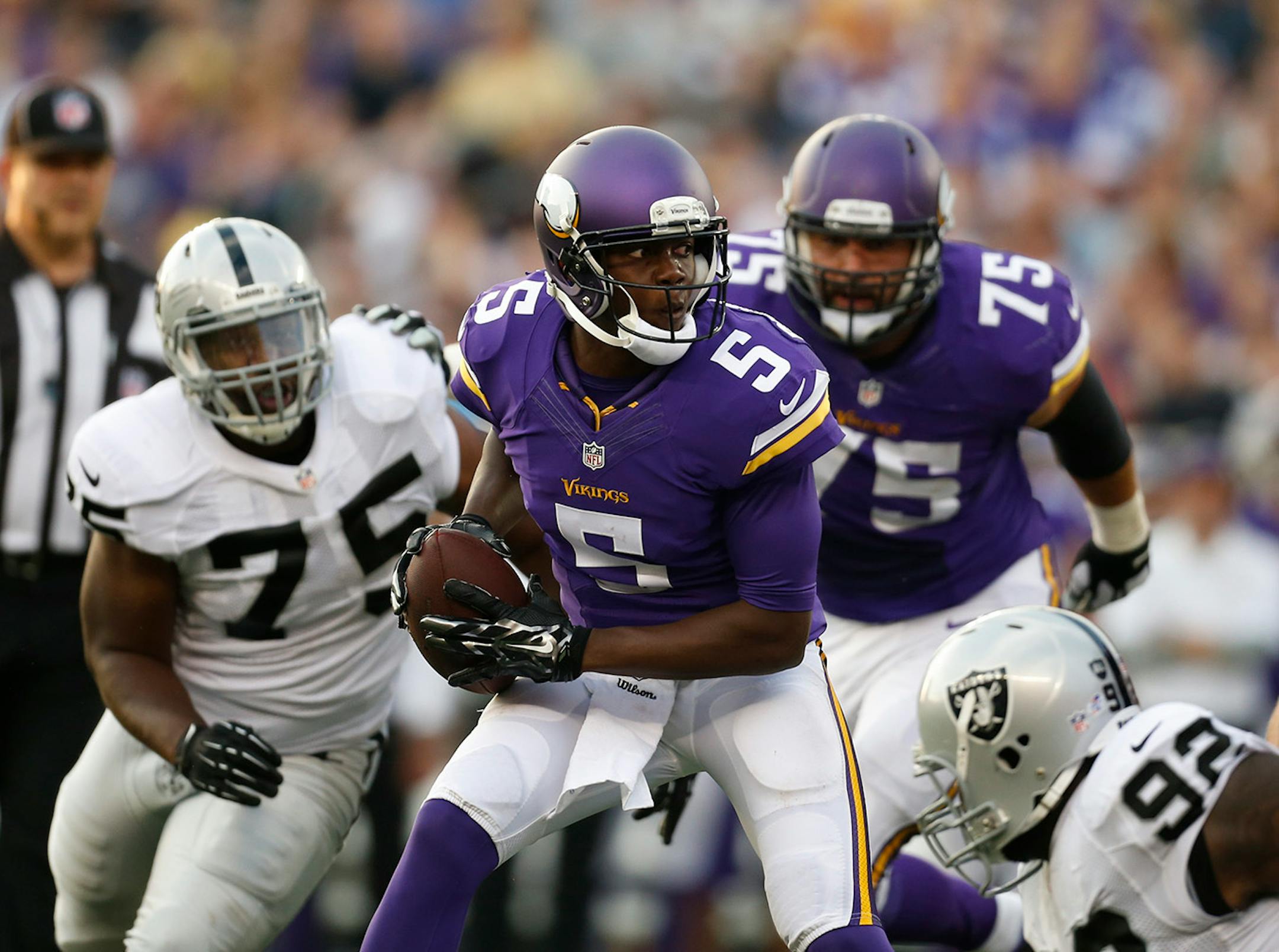 Minnesota Vikings quarterback Teddy Bridgewater (5)