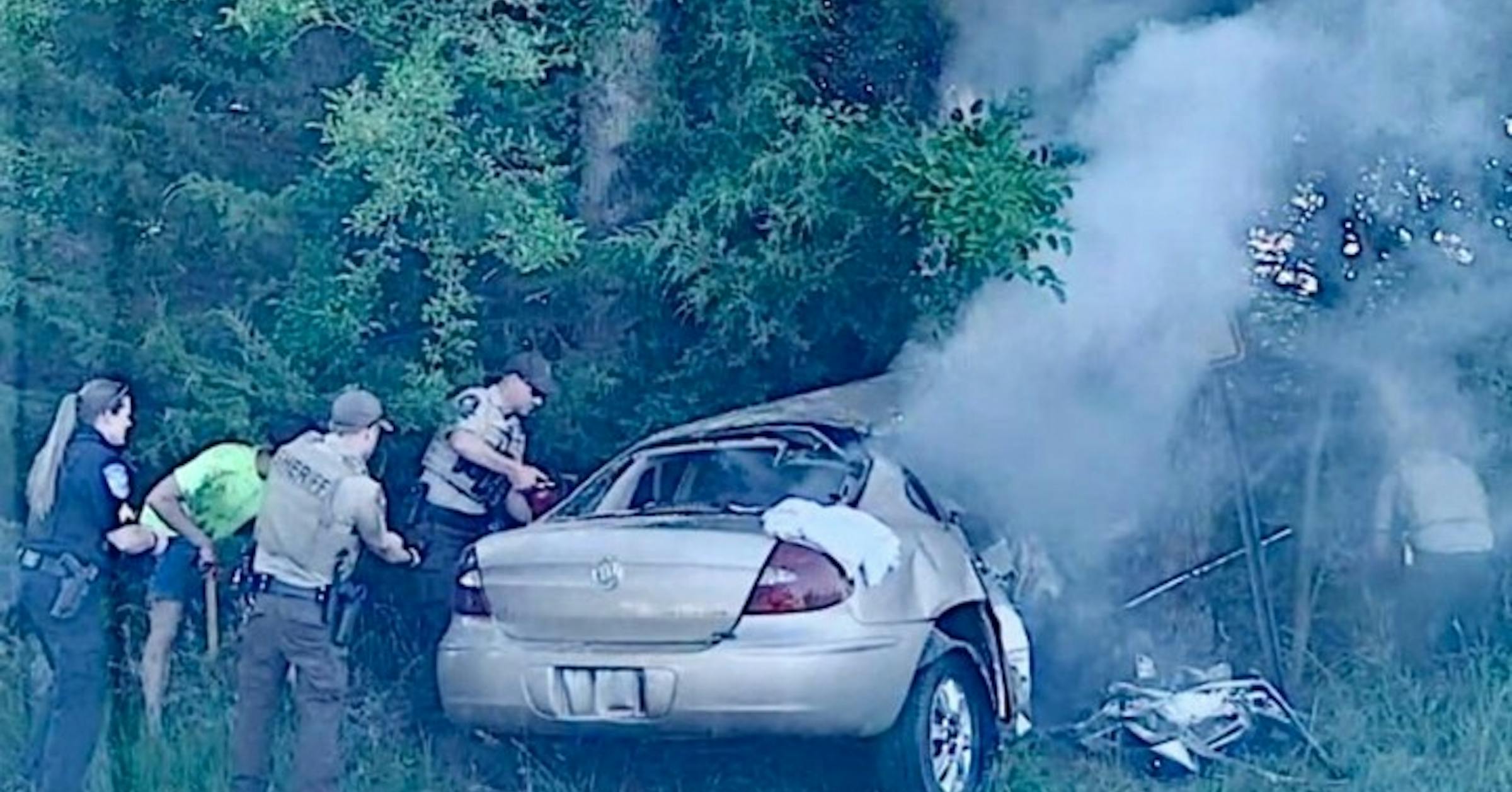 Responders rescue unconscious driver from burning wreckage outside Mankato ...