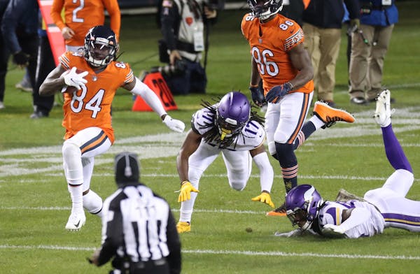 Bears returner Cordarrelle Patterson returns a kickoff 104 yards for a touchdown to open the third quarter against the Vikings on Monday