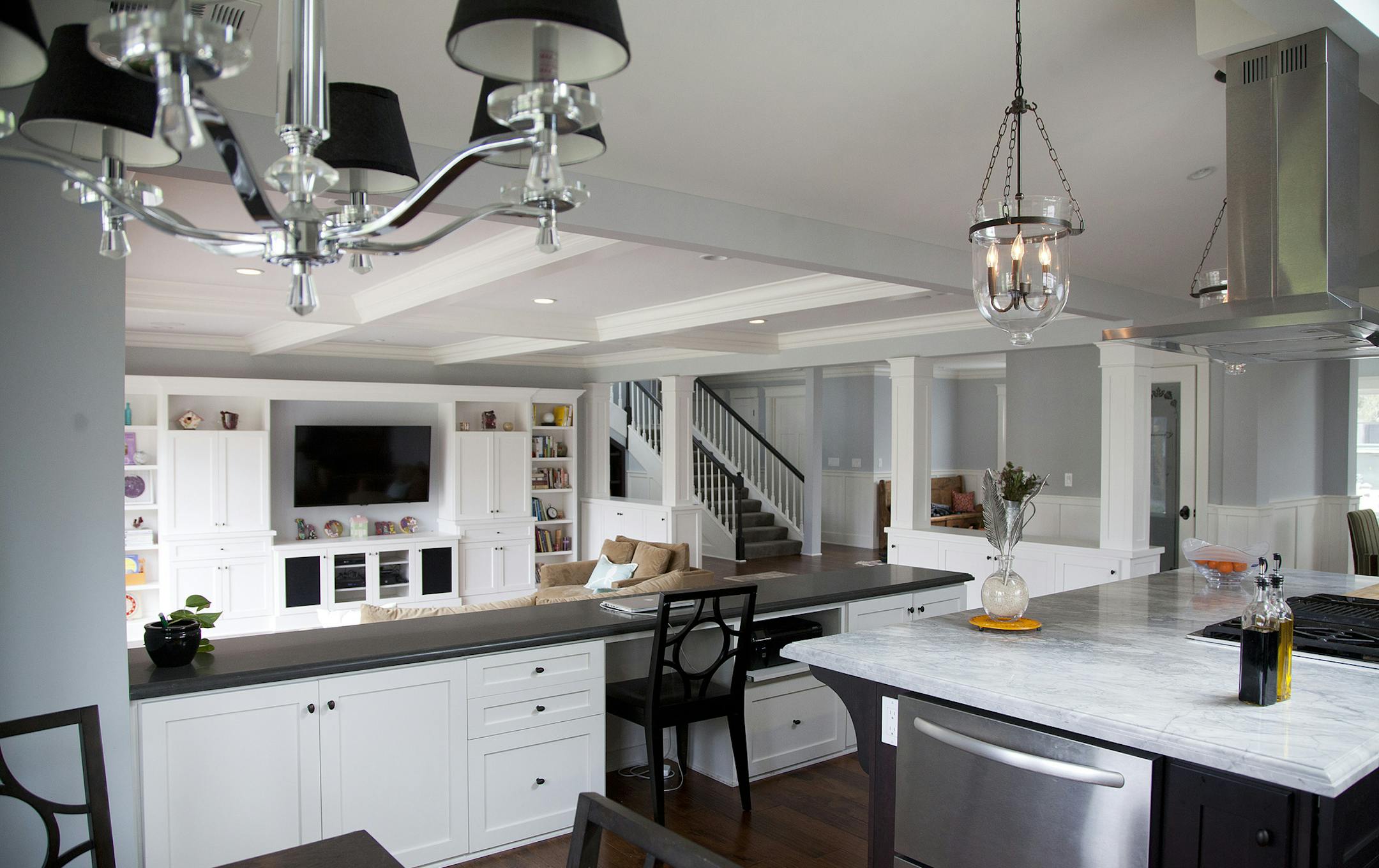 David Hew used an app and online site caled HOUZZ to plan the remodeling of his family's home inLos Altos, California. (LiPo Ching/San Jose Mercury News/MCT) ORG XMIT: 1136369 ORG XMIT: MIN1303252303560886