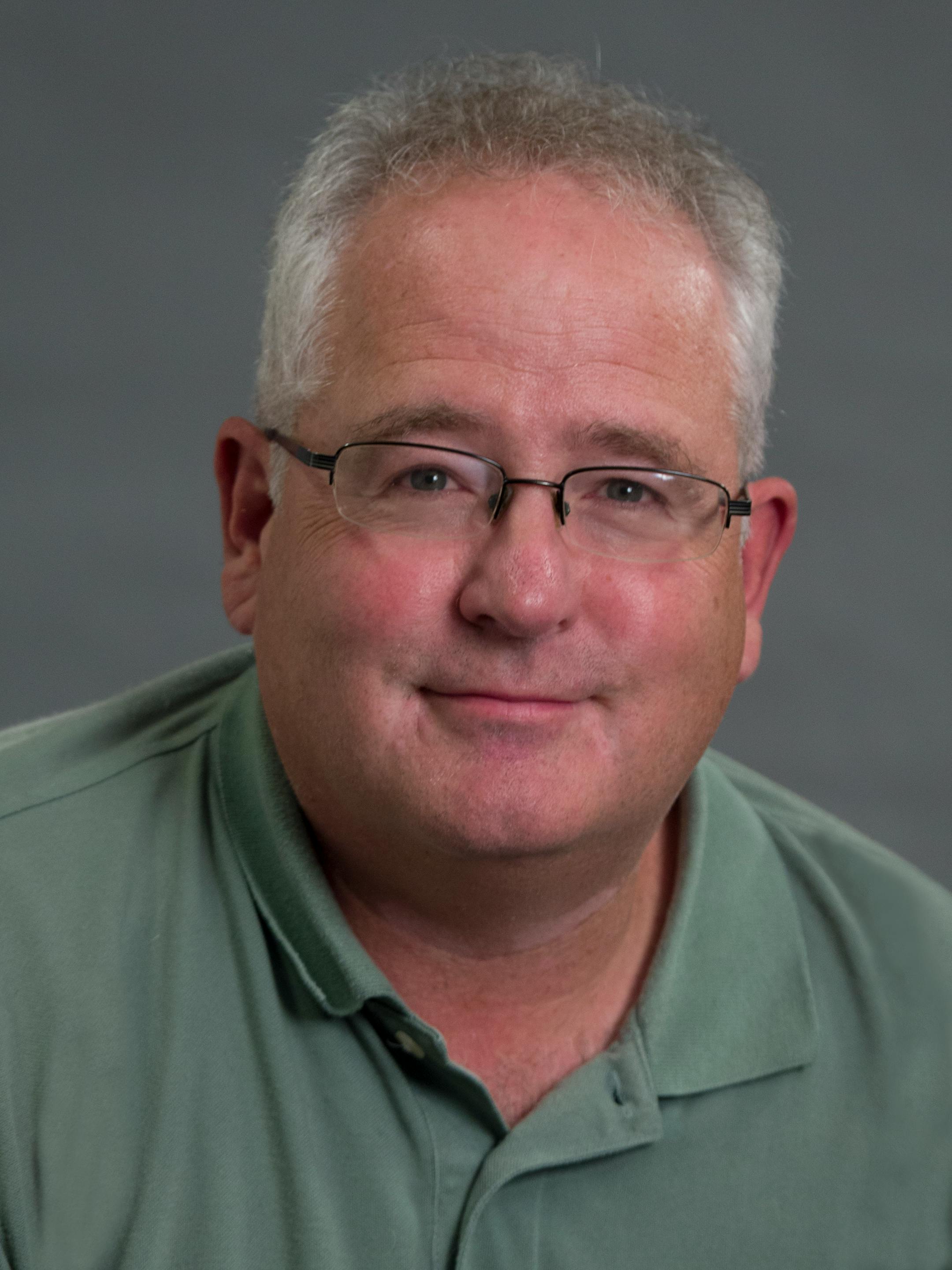 Kent Youngblood, Star Tribune staff. Bio photo. Staff directory mugshots taken Sept 11, 2014 mugs Photo: Tom Wallace, Star Tribune stribmugs091114