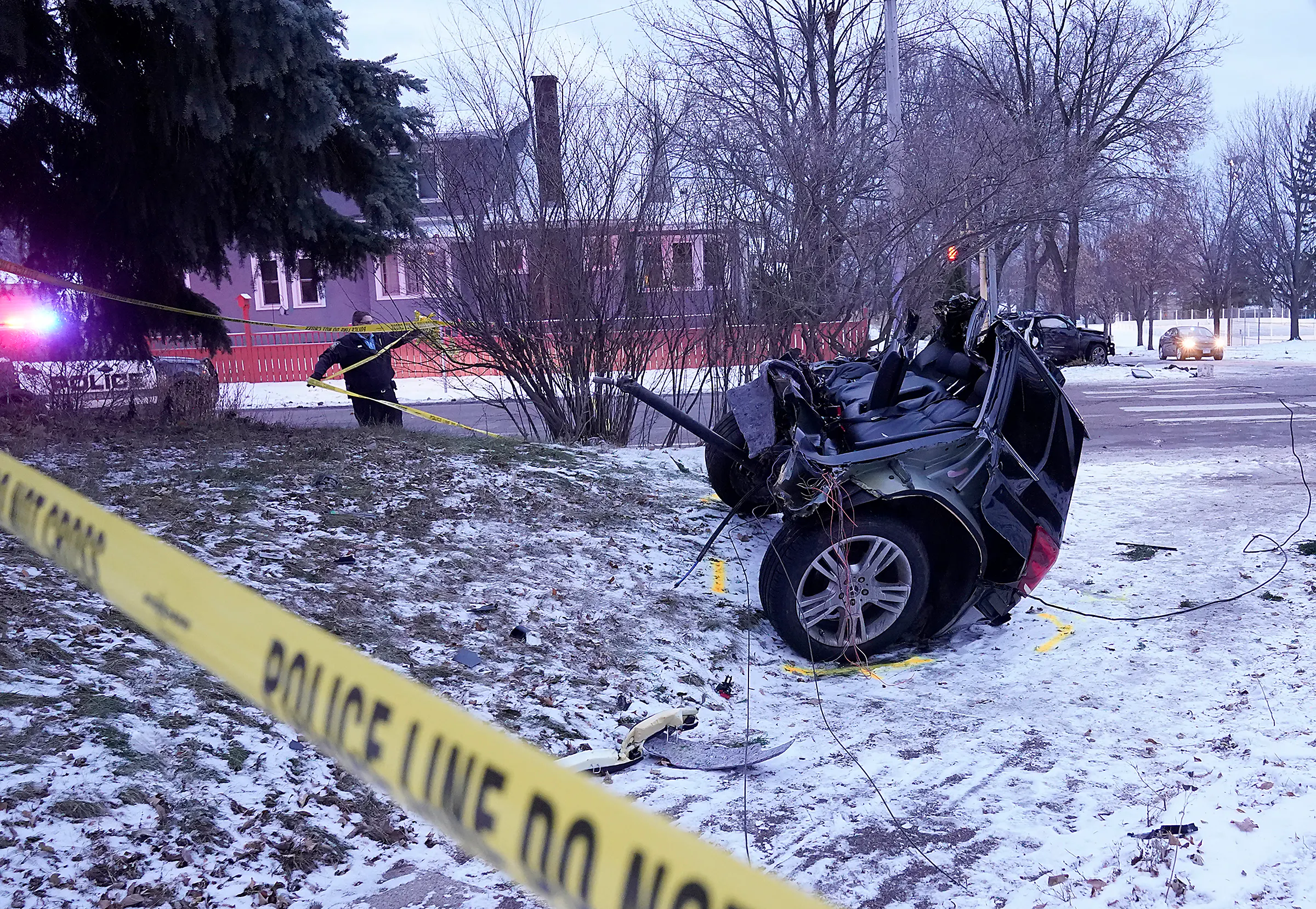 Two juveniles dead after stolen SUV crashes in northeast Minneapolis ...