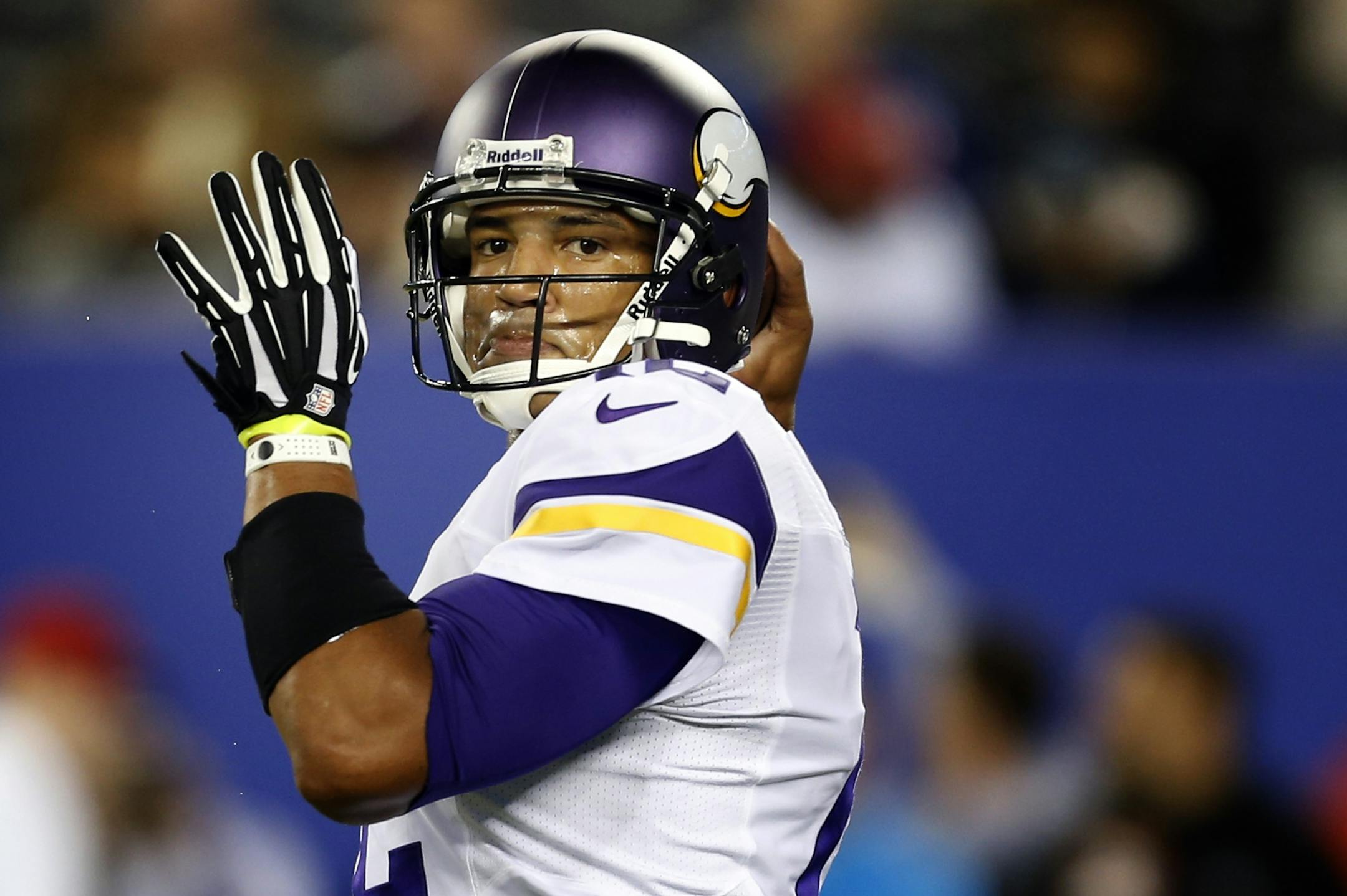 Minnesota Vikings quarterback Josh Freeman (12) during warm-ups before Monday Night's game vs. the New York Giants.