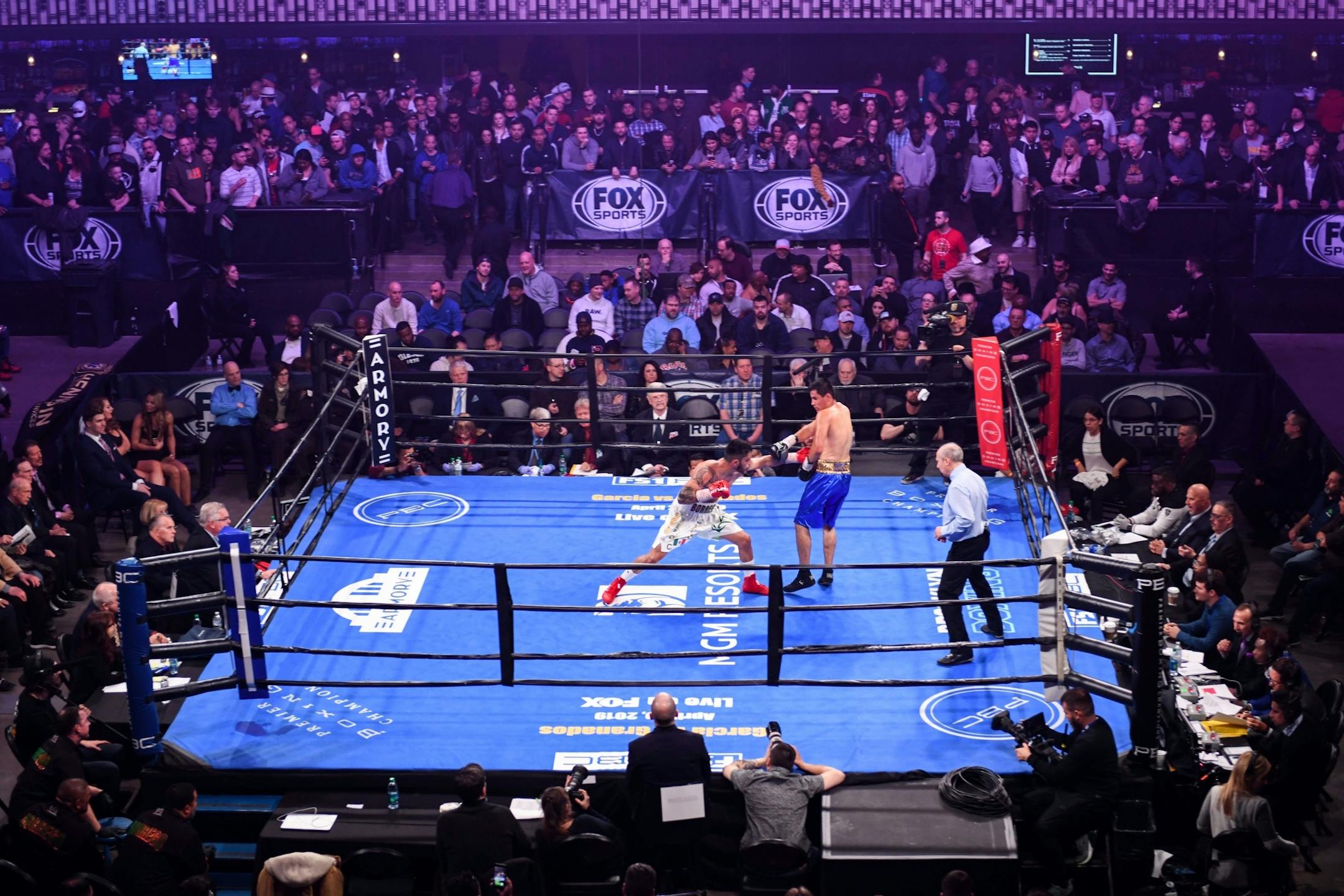 José Miguel Burrego threw a punch at Hector Ambriz Suarez.