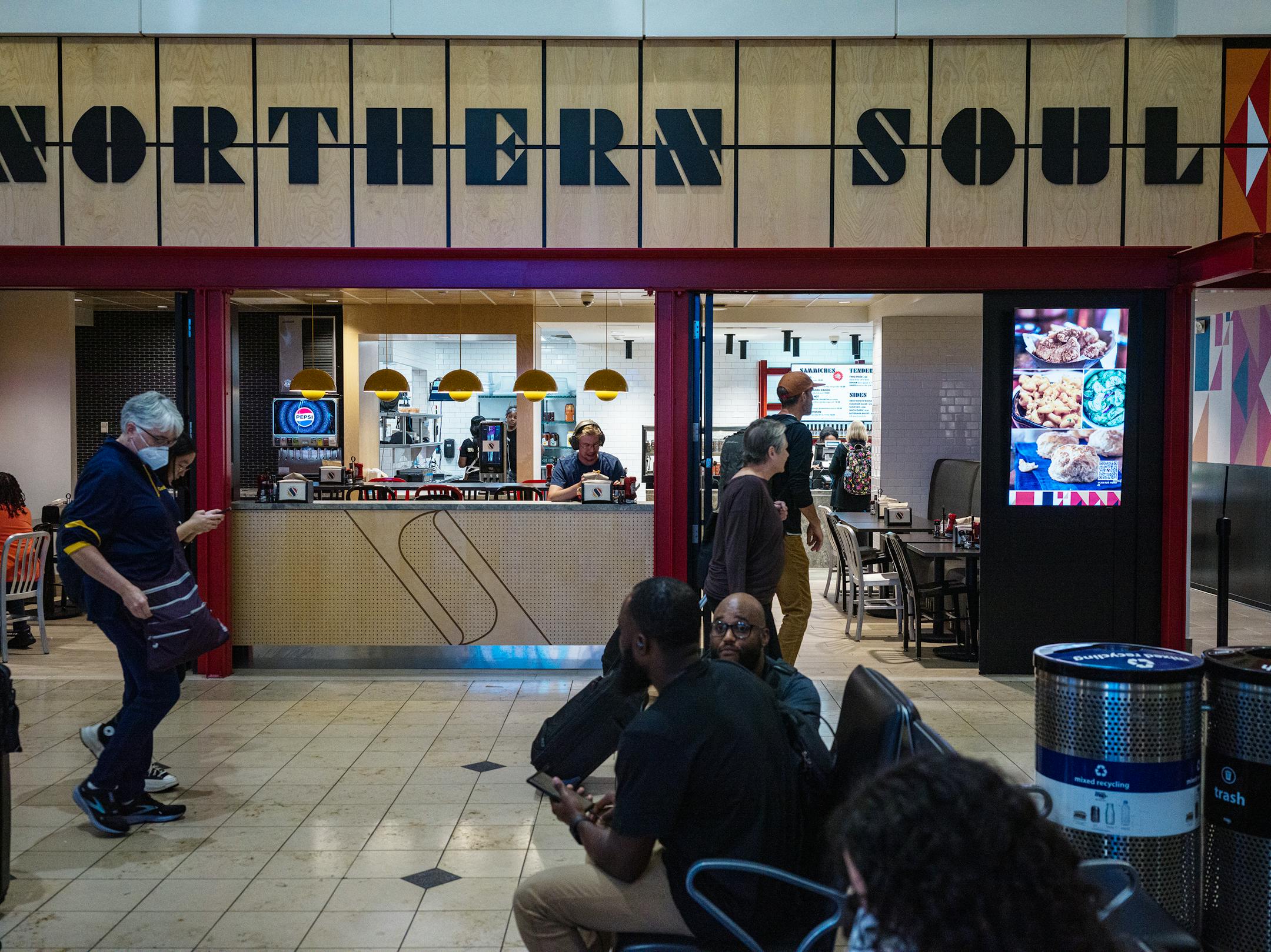 Northern Soul has fried chicken sandwiches and other southern inspired foods at MSP Airport in Bloomington, Minn., on Wednesday, Oct. 4, 2023. When the pandemic first struck, 95 percent of MSP Airport's food vendors closed. Some of them never reopened. Since then, the the food program at the airport has been slowly reawakening, with refreshed menus and tweaked concepts for a new age in travel ] RICHARD TSONG-TAATARII • richard.tsong-taatarii @startribune.com