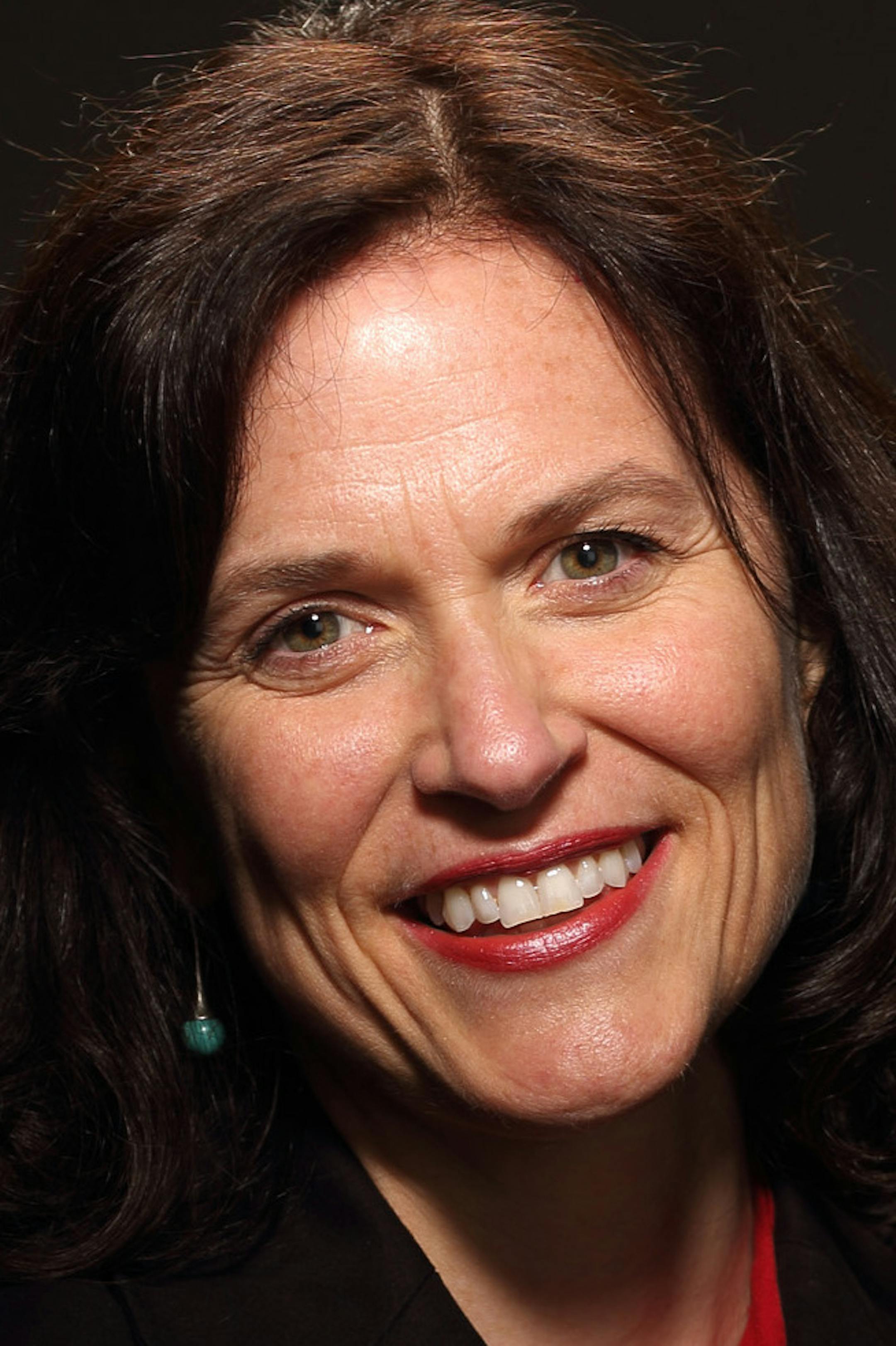 Minneapolis mayoral hopeful Betsy Hodges, photographed in the studio on Thursday evening, May 9, 2013. ] JEFF WHEELER ‚Ä¢ jeff.wheeler@startribune.com ORG XMIT: MIN1306070123543882 ORG XMIT: MIN1307151018560687