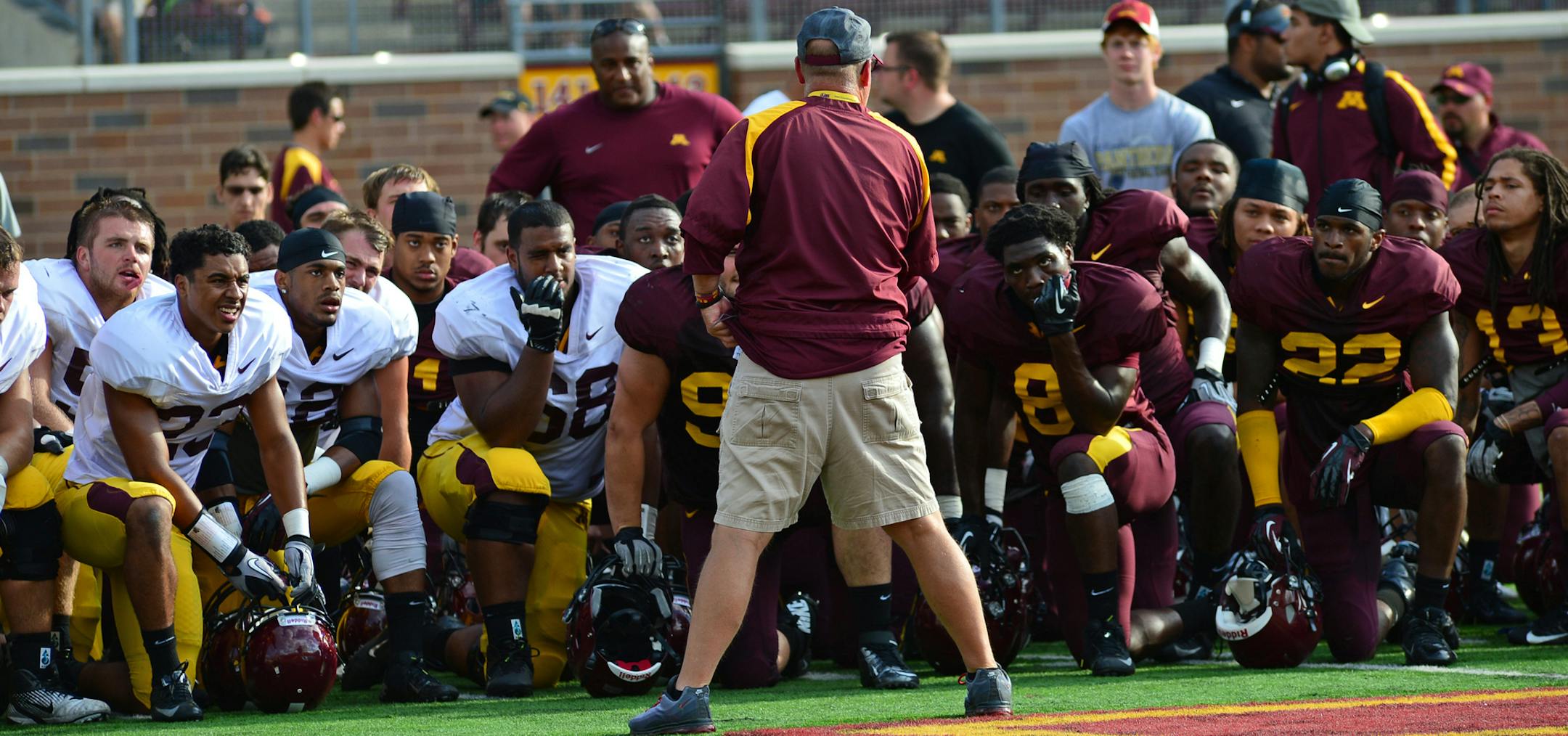 The University of Minnesota Gophers football team scrimmaged at TCF Bank Stadium on Saturday afternoon August 10, 2013 in Minneapolis, Minn.Head Coach Jerry Kill talked to the team after the scrimmage. ] Richard.Sennott@startribune.com Richard Sennott/Star Tribune Minneapolis, Minnesota Saturday 8/10/13) ** (cq) ORG XMIT: MIN1308101932410997