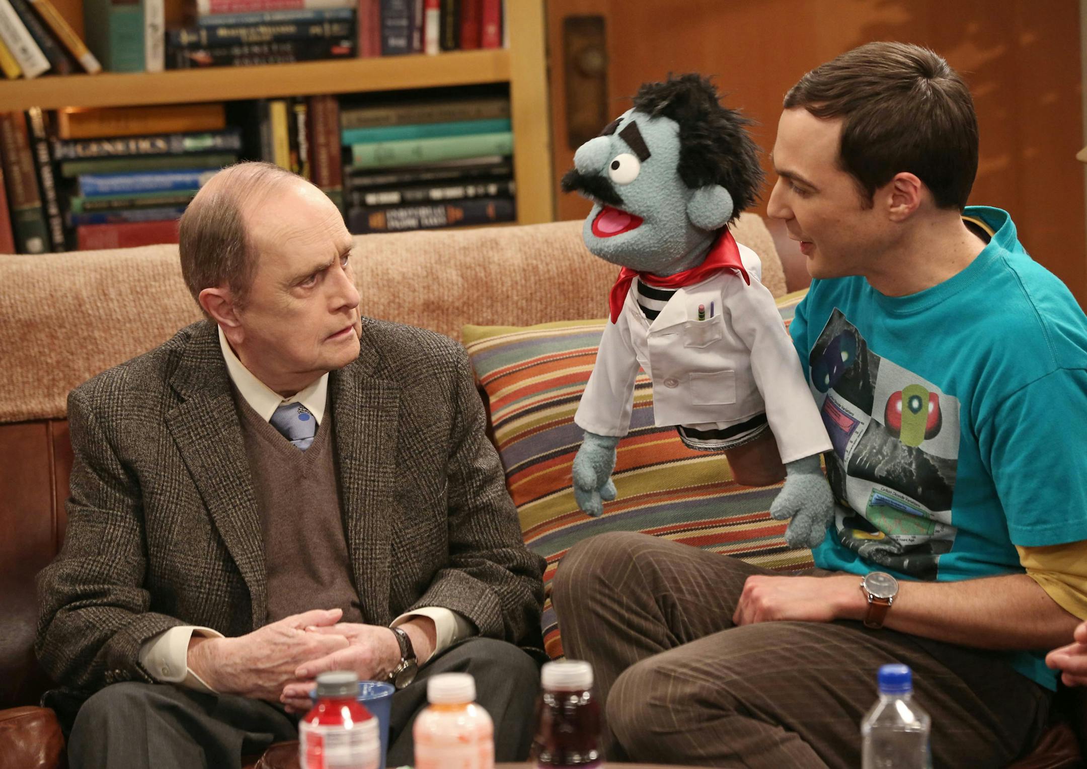 "The Proton Resurgence" -- Sheldon (Jim Parsons, right) and Leonard hire Professor Proton (Guest Star Bob Newhart, left), the host of their favorite childhood TV show, to perform, on THE BIG BANG THEORY, Thursday, May 2 (8:00 √É¬¢√Ç¬Ä√Ç¬ì 8:31 PM, ET/PT) on the CBS Television Network. Photo: Michael Yarish/Warner Bros. √É¬Ç√Ç¬©2013 Warner Bros. Television. All Rights Reserved.
