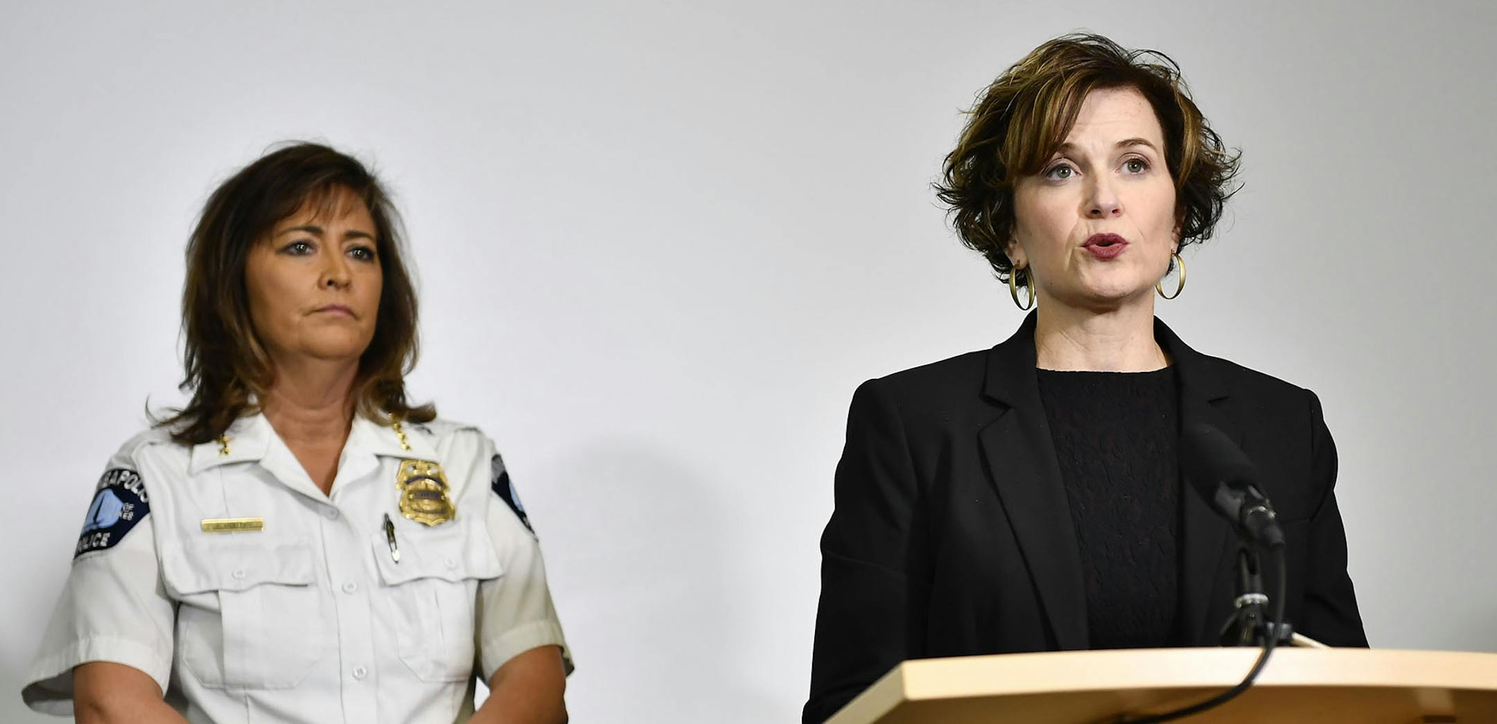Minneapolis Police Chief Janee Harteau stood beside Mayor Betsy Hodges as the two delivered the findings of an internal investigation into the officer-involved shooting of Jamar Clark last November. The investigation found that officers Dustin Schwarze and Mark Ringgenberg met the requirements for use of deadly force and will not face discipline. ] (AARON LAVINSKY/STAR TRIBUNE) aaron.lavinsky@startribune.com The Minneapolis Police Department held a press conference to announce the results of an