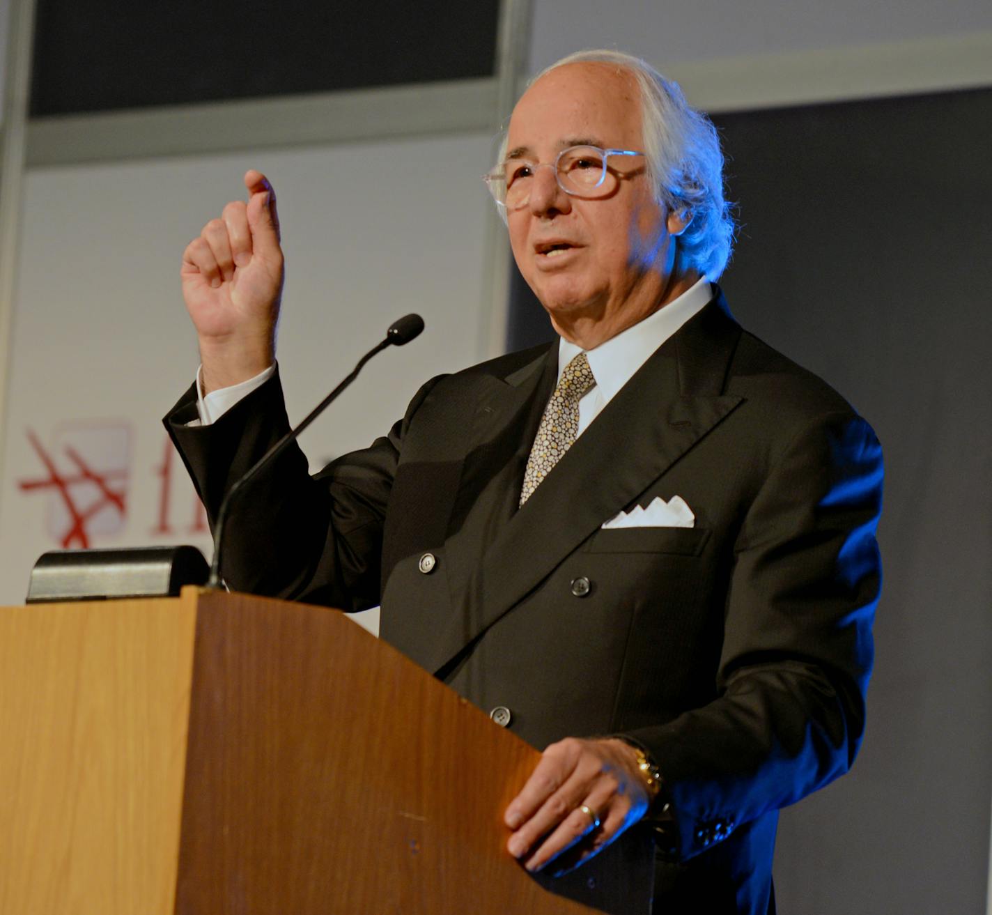 Frank Abagnale, a security consultant for the FBI whose five years as an identity thief in the 1960s was the subject of the movie &#xec;Catch Me If You Can,&#xee; said Tuesday in St. Paul that it&#xed;s easier to steal private information today than ever. Abagnale was the keynote speaker at Secure360, the annual convention of Minnesota IT security professionals, at the St. Paul RiverCentre.