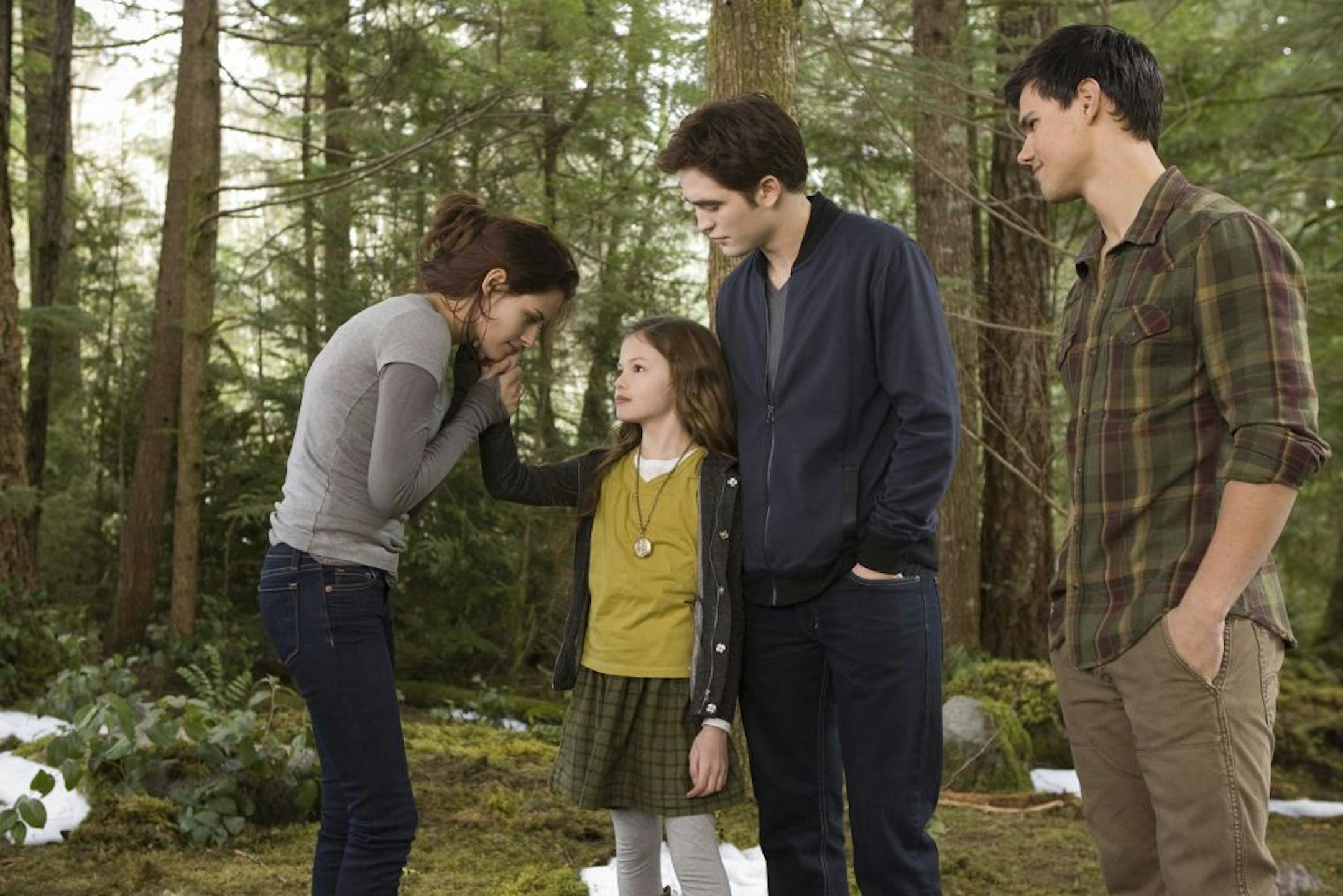 Kristen Stewart, Mackenzie Foy, Robert Pattinson and Taylor Lautner in "The Twilight Saga: Breaking Dawn Part 2." Ph: Andrew Cooper, SMPSP � 2011 Summit Entertainment, LLC. All rights reserved.