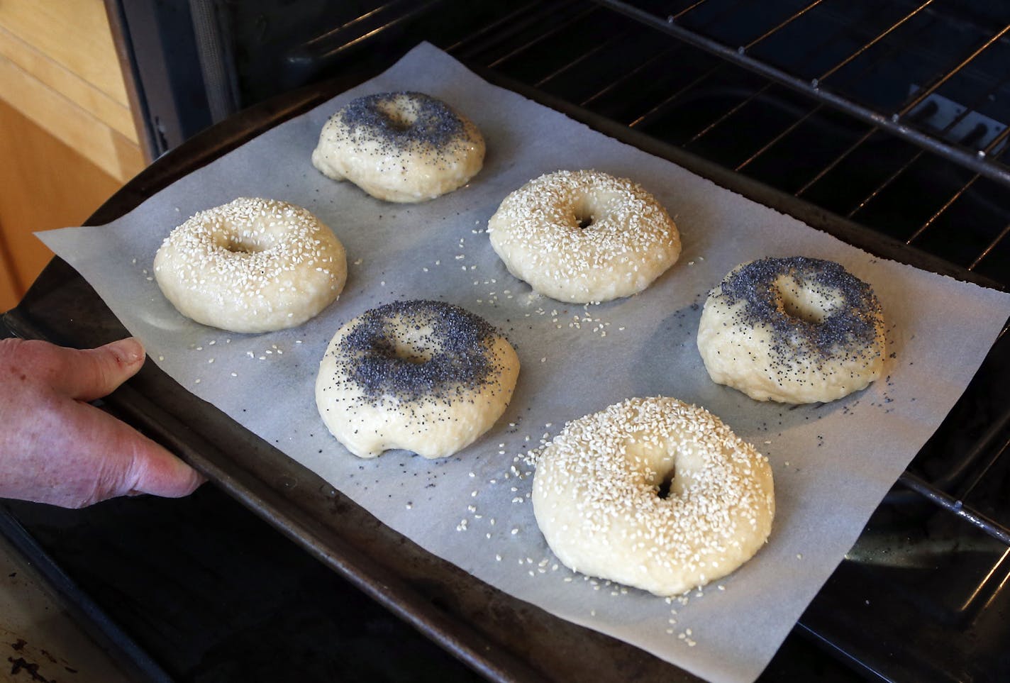 ] CARLOS GONZALEZ cgonzalez@startribune.com - January 8, 2013, Baking Central begins the year with a tutorial on bagels.