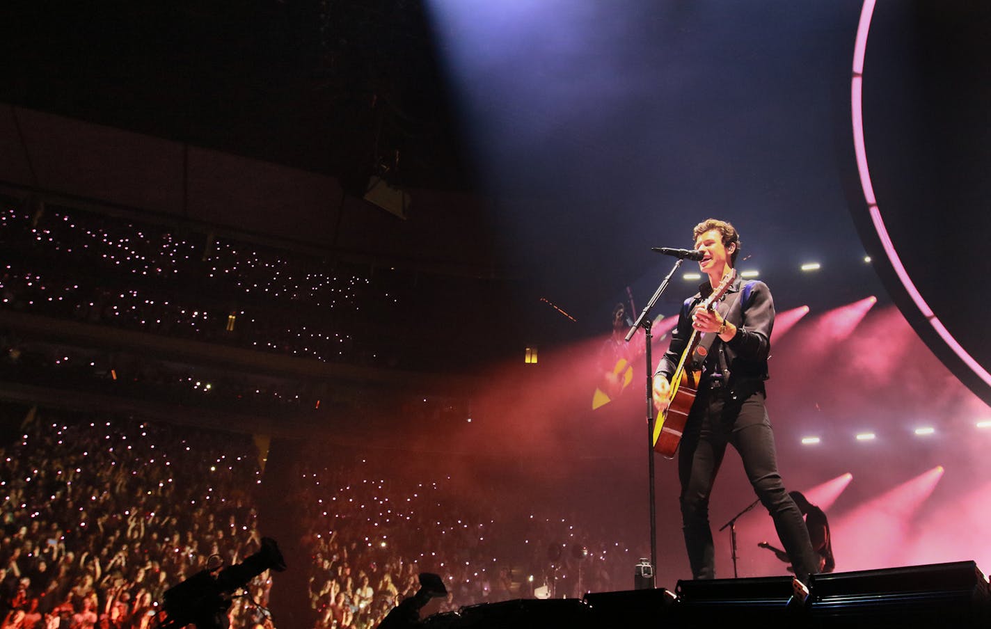 Shawn Mendes performs Friday, June 21, 2019, at the Xcel Energy Center in St. Paul, MN.] DAVID JOLES &#x2022; david.joles@startribune.com Overnight concert review of teen-pop sensation Shawn Mendes, who's hotter than ever after his hits "If I Can't Have You" and "Lost in Japan" and is likely to sell out Xcel Energy Center on Fri night with opener Alessia Cara.