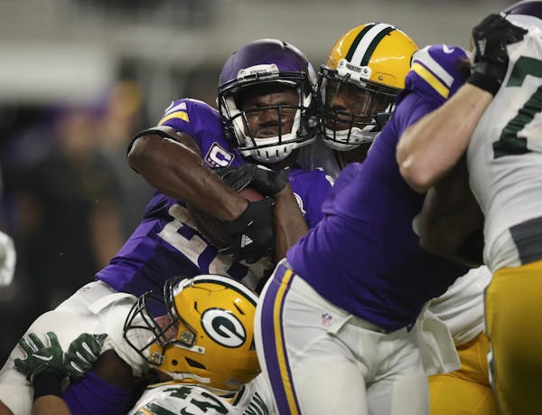 Vikings running back Adrian Peterson (28) carried for two yards and a second quarter first down on the drive that netted a field goal.