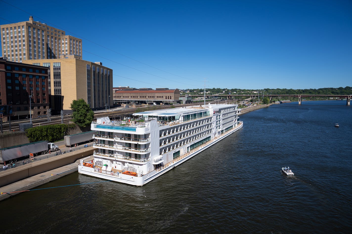 The Viking Mississippi, a new Mississippi River cruise boat, docked on Sept. 3, 2022, in downtown St. Paul, to pick up passengers for its debut eight-day trip from St. Paul to St. Louis. The 386-passenger ship will return in mid-September for a 15-day cruise to New Orleans. (Renee Jones Schneider/Minneapolis Star Tribune/TNS) ORG XMIT: 57811292W