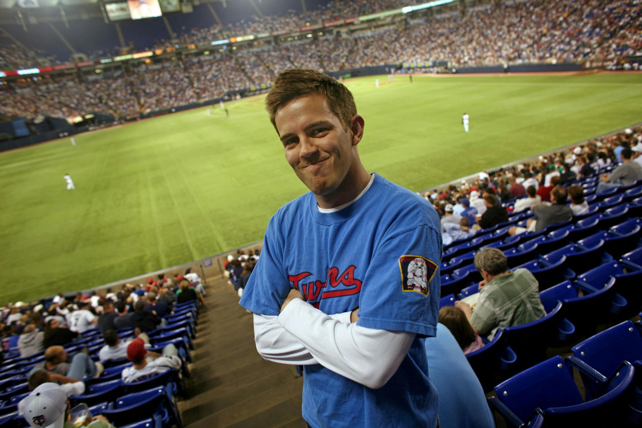 Chris Fink caught a home run hit by Alex Rodriguez in the first inning and threw it back, even though he had promised himself he never would do such a thing.