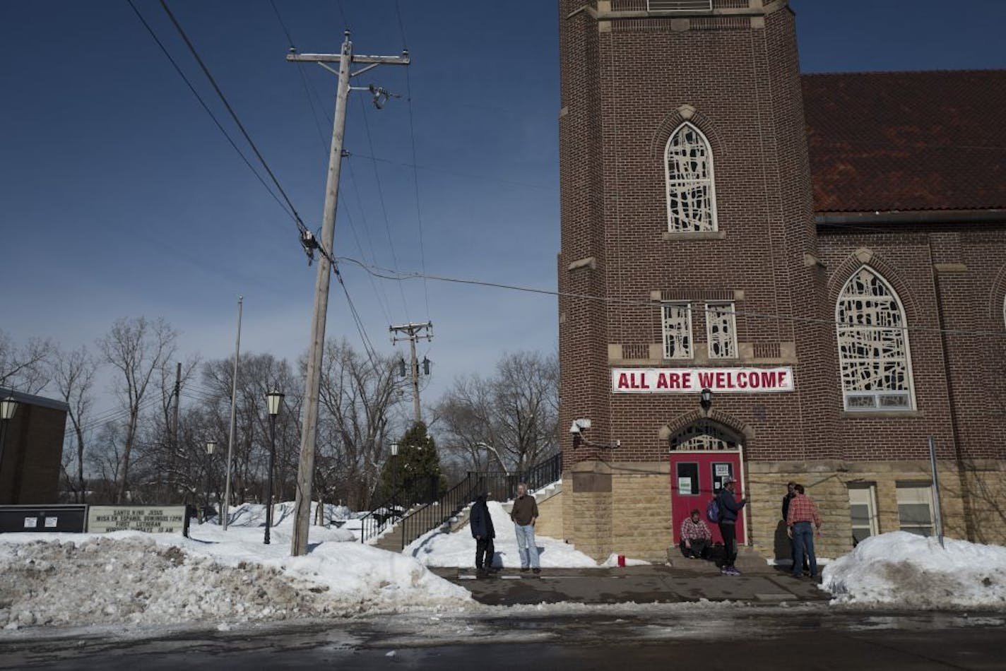 The Listening House, a drop-in center located in the basement of First Lutheran Monday Feb 26, 2018 in St. Paul, MN.