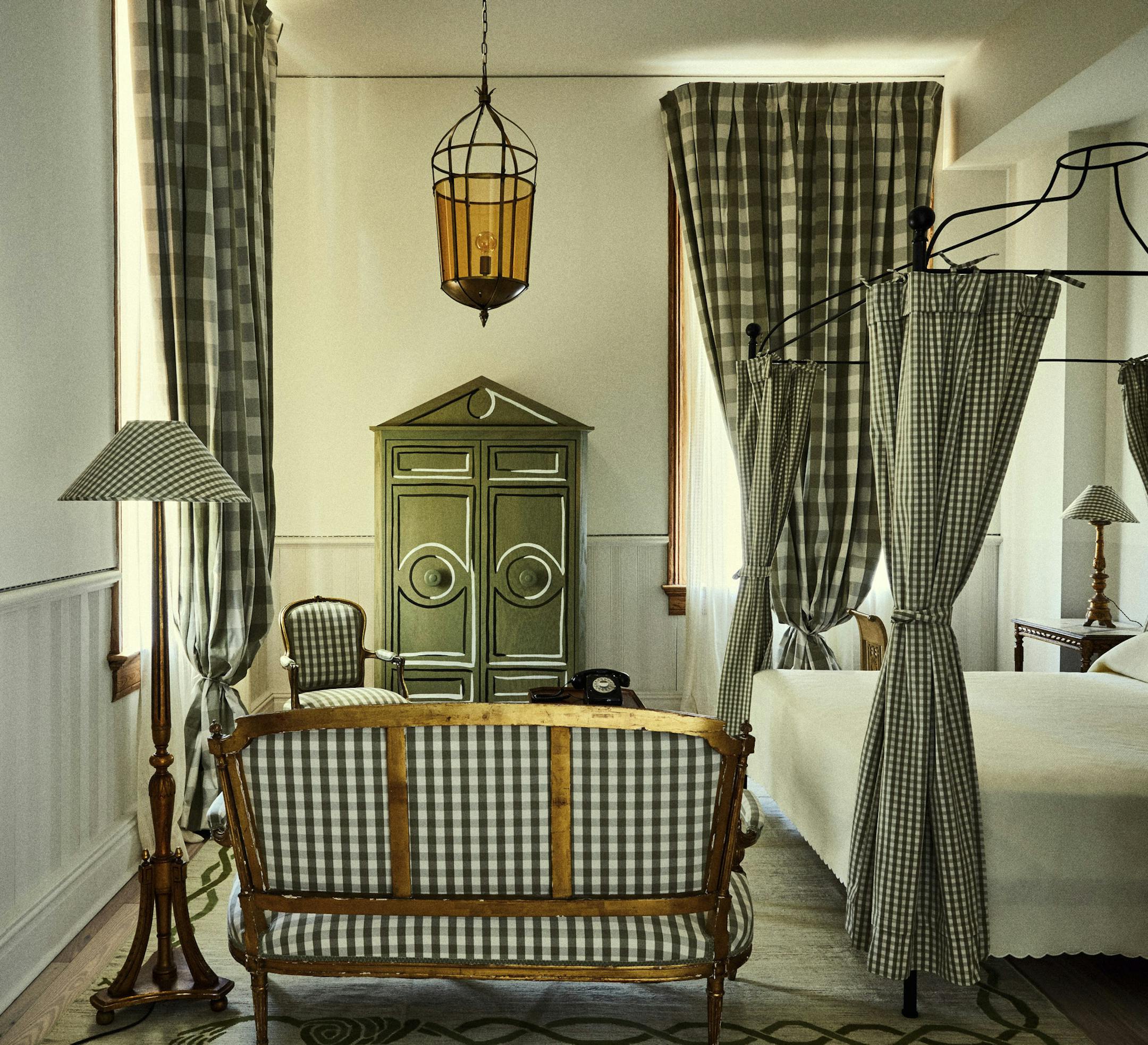 PHOTO MOVED IN ADVANCE AND NOT FOR USE - ONLINE OR IN PRINT - BEFORE JAN. 27, 2019. &#x2014; In a photo from the hotel, a room at Hotel Peter & Paul in New Orleans. A long-vacant church that dates back to the mid-19th century has been converted into a 71-room hotel aiming to mix vintage aesthetics with modern perks. (Christian Harder/Hotel Peter & Paul via The New York Times) -- NO SALES; FOR EDITORIAL USE ONLY WITH NYT STORY NEW ORLEANS HOTEL ADV27 BY ROB WALKER FOR JAN. 27, 2019. ALL OTHER USE