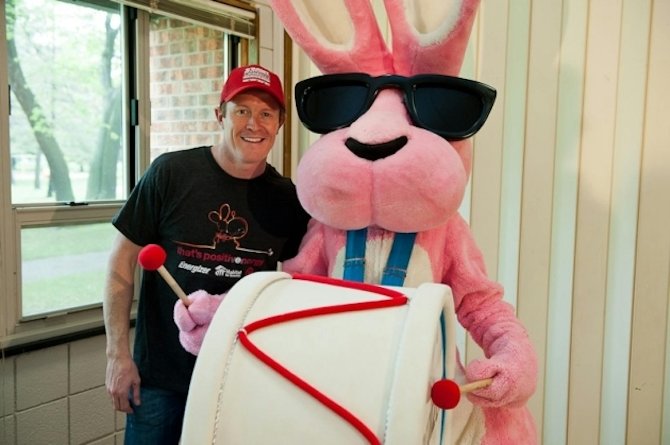 Scott Dixon and the Energizer Bunny