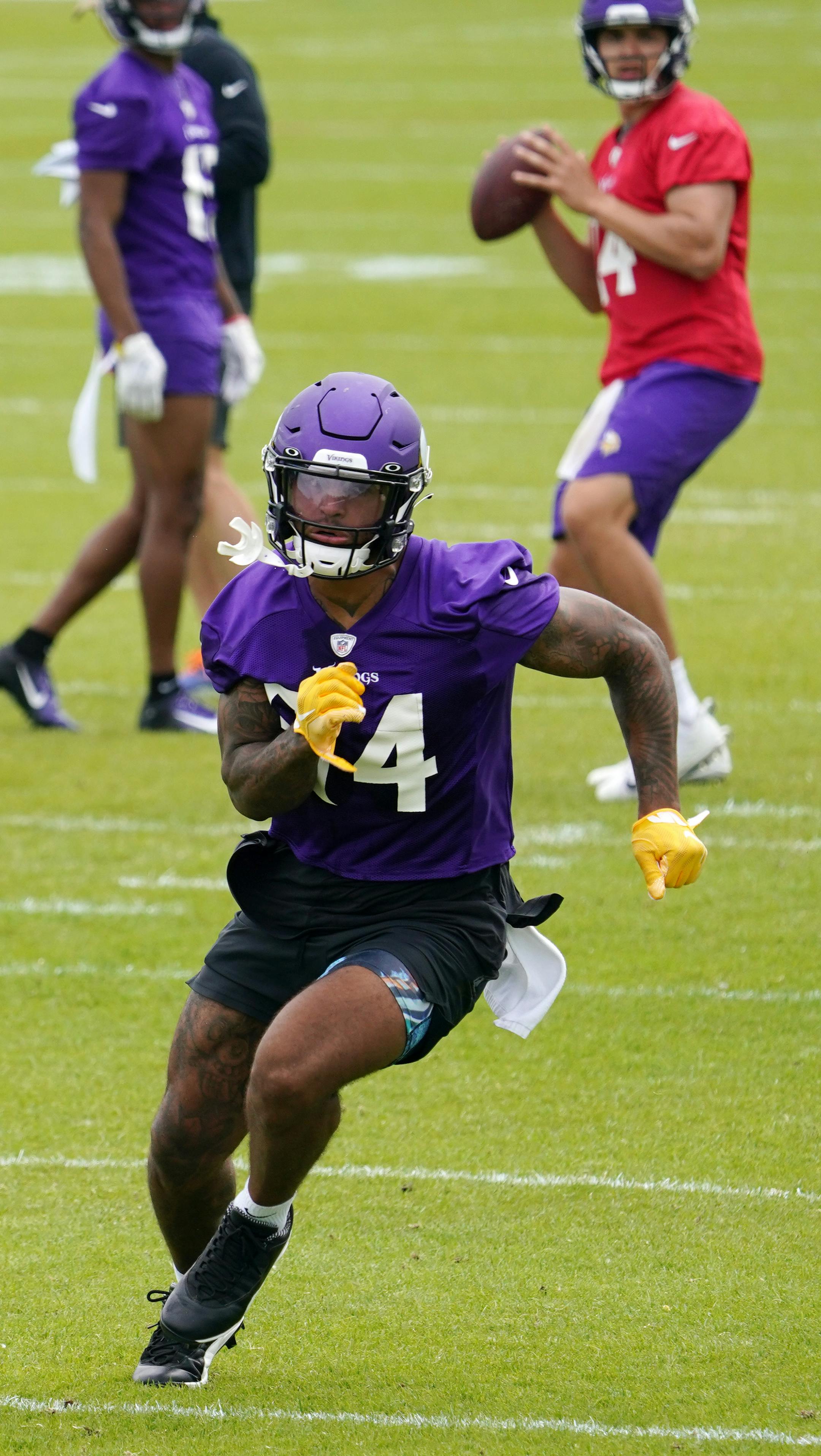Minnesota Vikings tight end Irv Smith (84) ran a route.