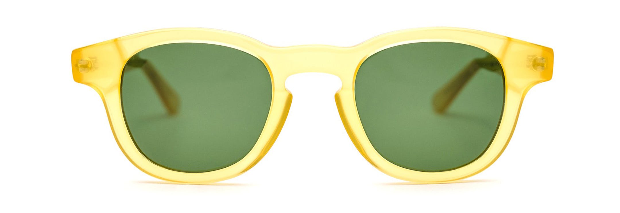 Quattrocento's Twice Ventura unisex sunglasses are available in a variety of colors. (Photo courtesy Quattrocento/TNS) ORG XMIT: 1165487