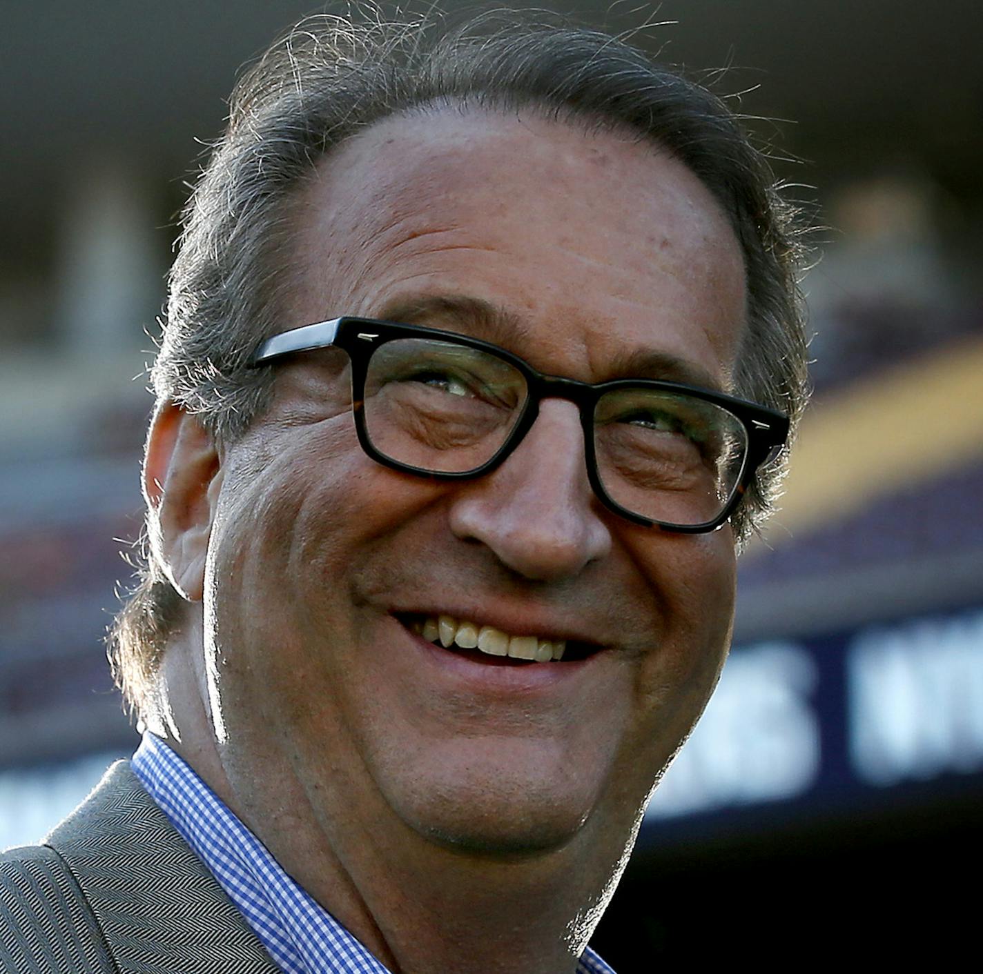 WCCO sports director Mark Rosen prepared for a pregame broadcast from the sidelines of TCF Bank Stadium before the Vikings vs. Lions game. ] CARLOS GONZALEZ cgonzalez@startribune.com - September 27, 2015, TCF Bank Stadium, Minneapolis, MN, WCCO Mark Rosen the last of the red hot local sportscasters