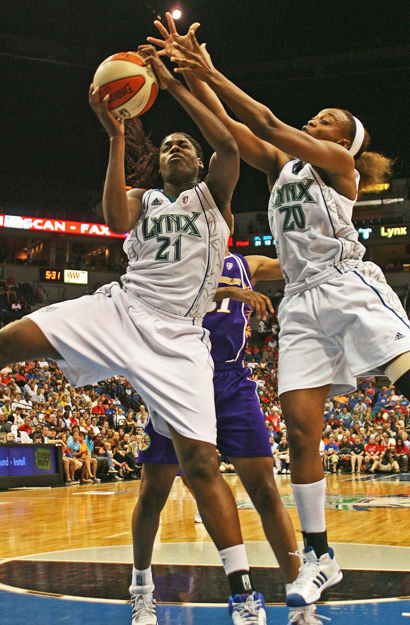 The Lynx's Nicky Anosike on Sunday was named the NCAA Woman of the Year at an awards banquet in Indianapolis, from among 345 nominees.