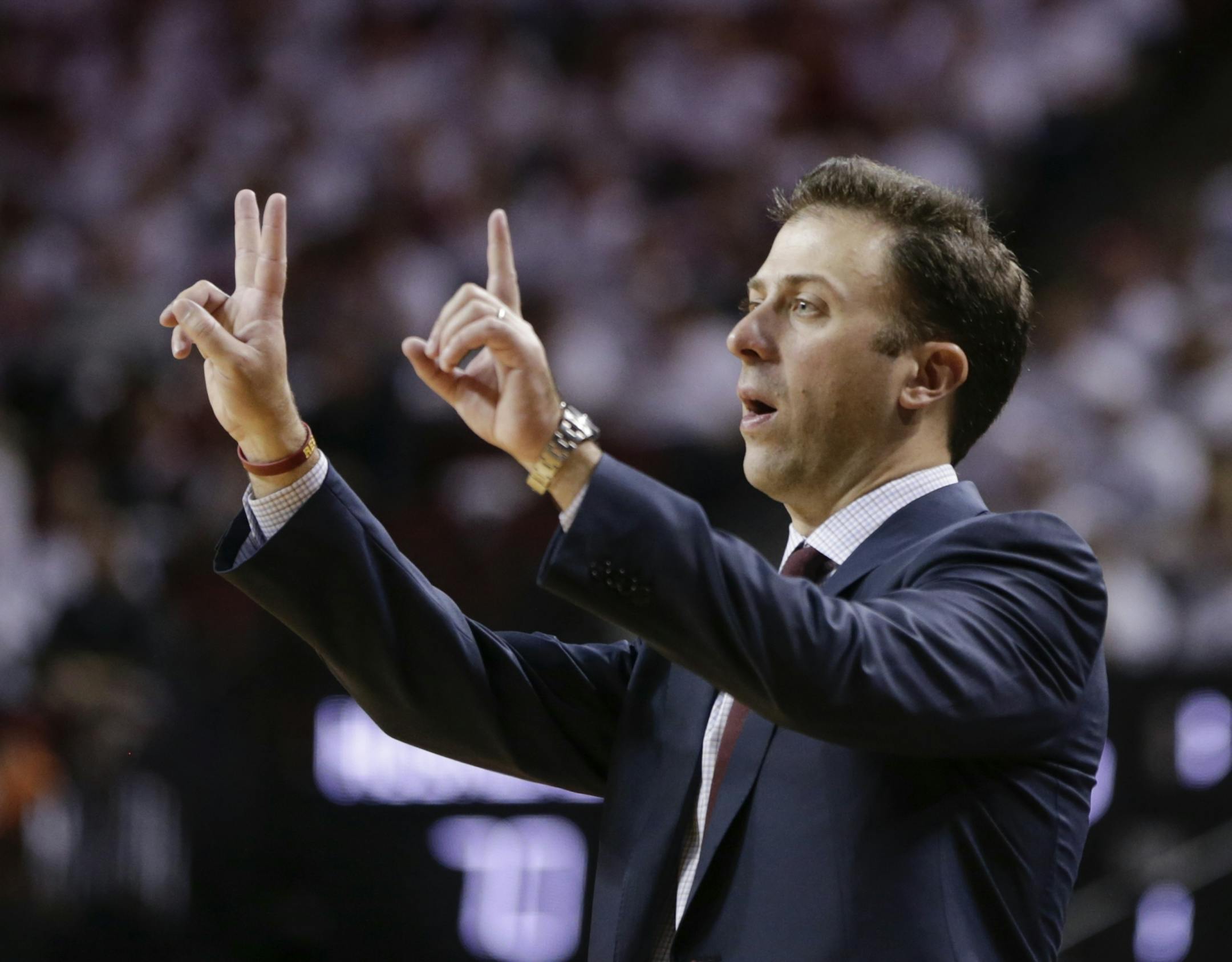 Minnesota coach Richard Pitino calls a play during the second half of an NCAA college basketball game against Nebraska in Lincoln, Neb., Tuesday, Dec. 5, 2017. Nebraska won 78-68.