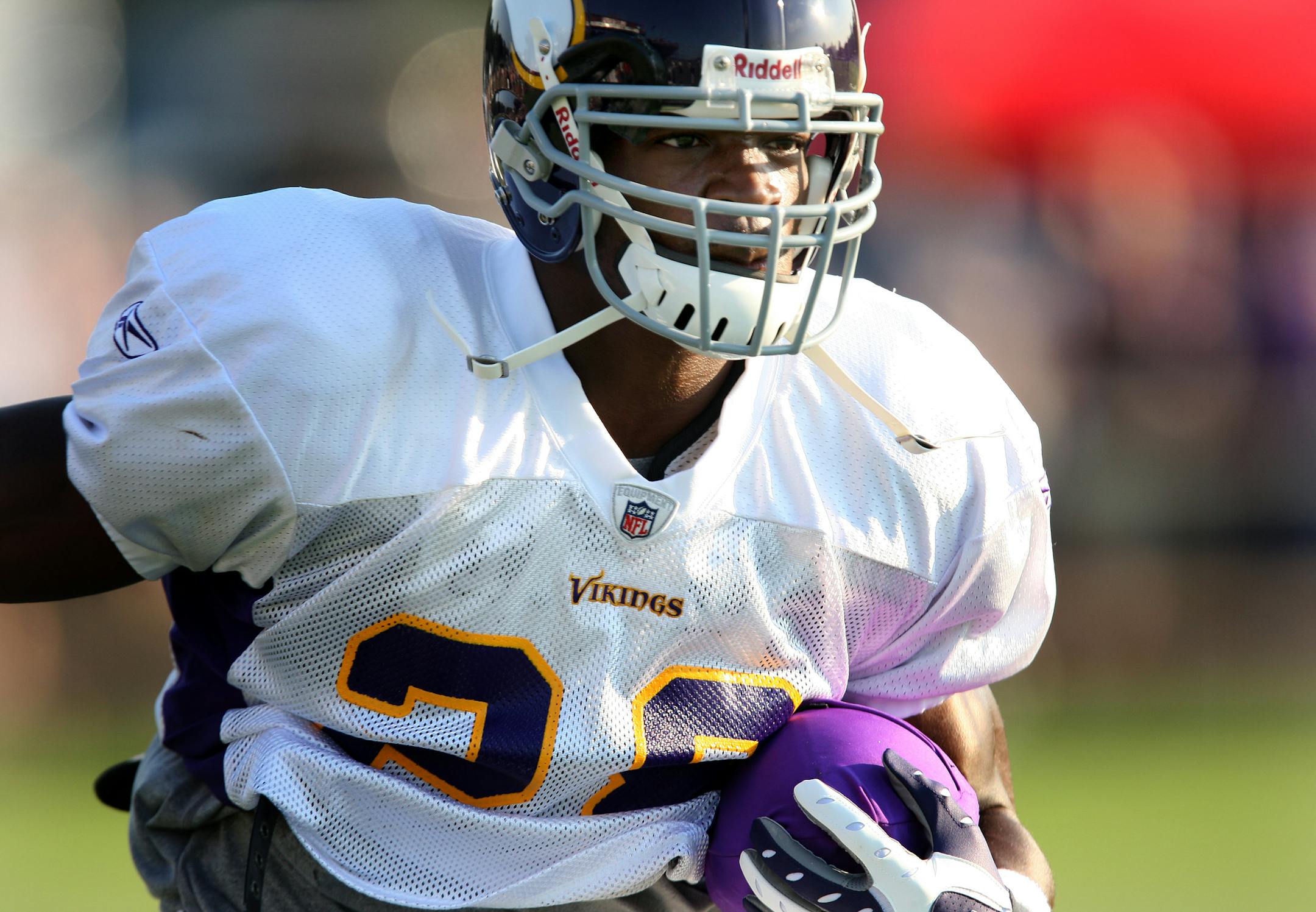 Vikings running back Adrian Peterson