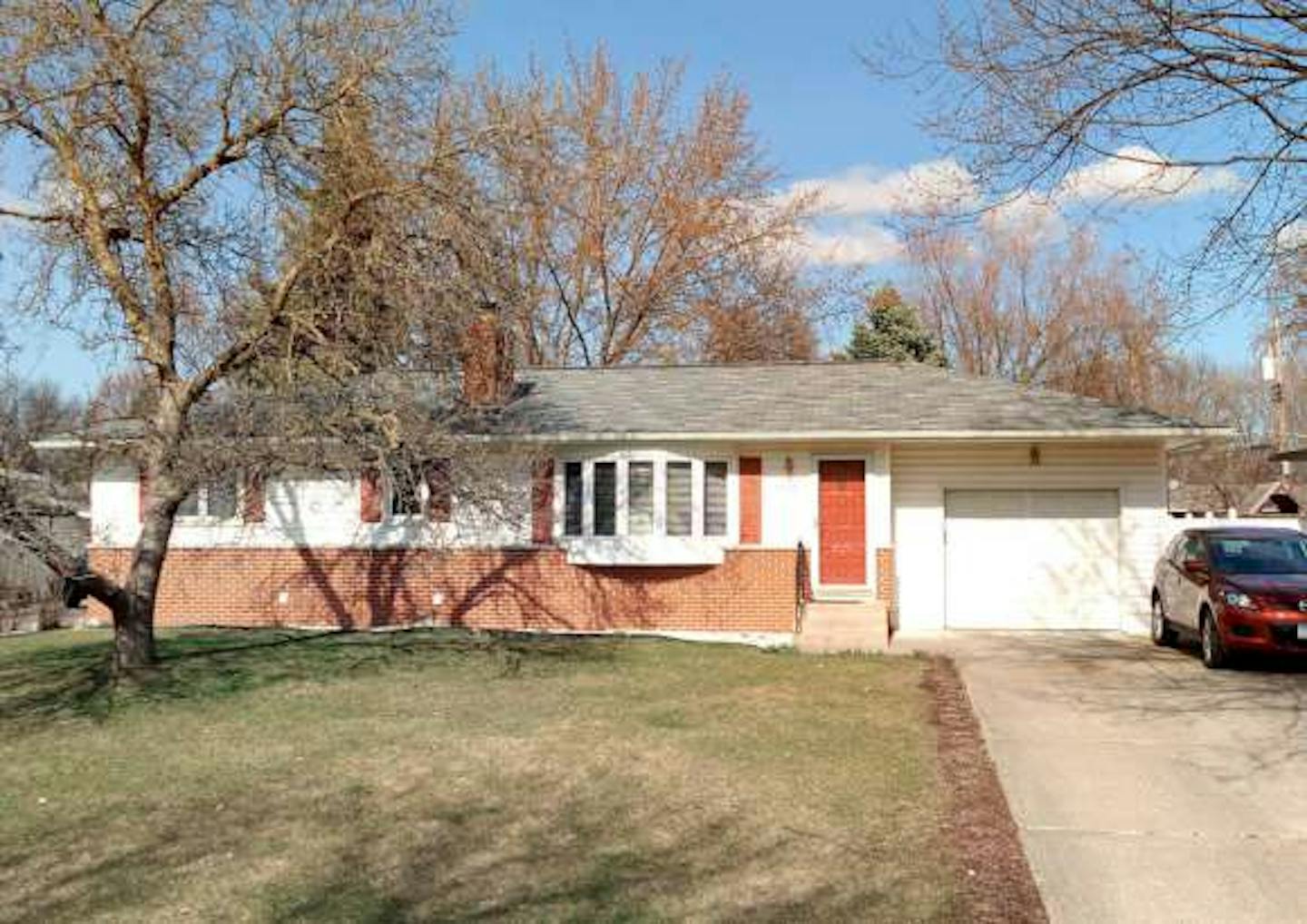 Home in Eagan where a small boy in day care suffered severe brain injuries.