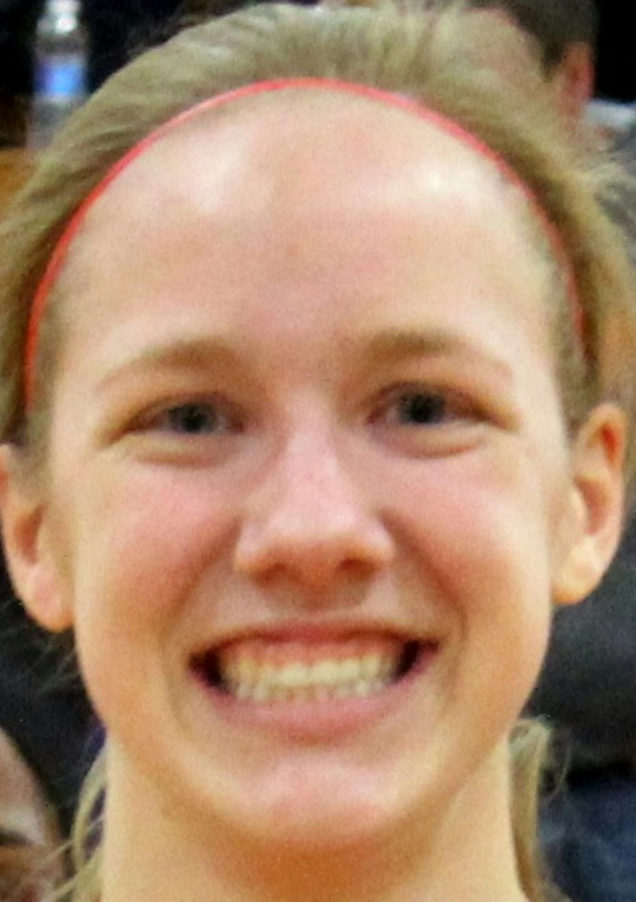 Tori Nelson, Henry Sibley girls basketball, 2016-17