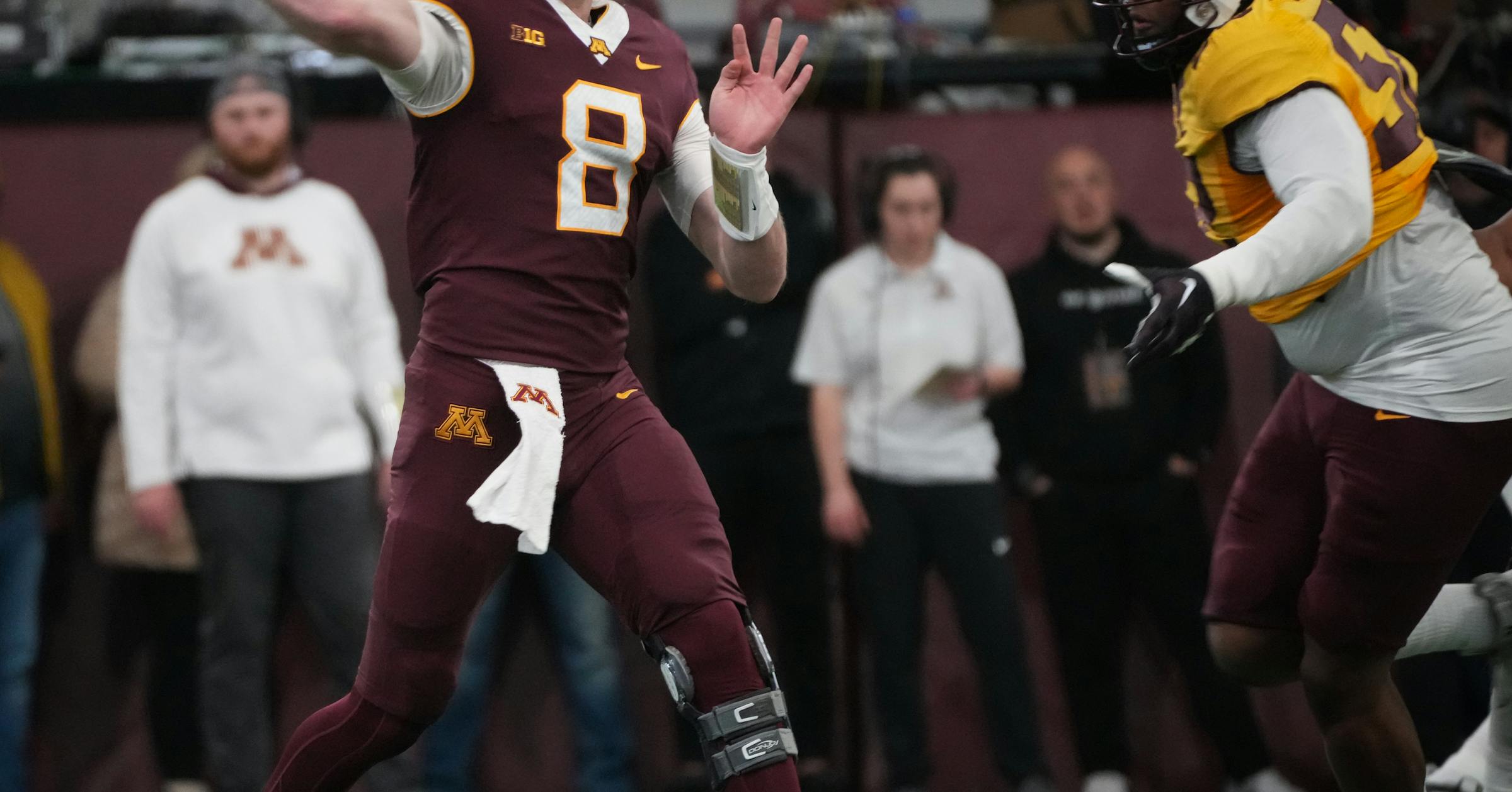 Offenses put up 70 points in Gophers' entertaining spring football game