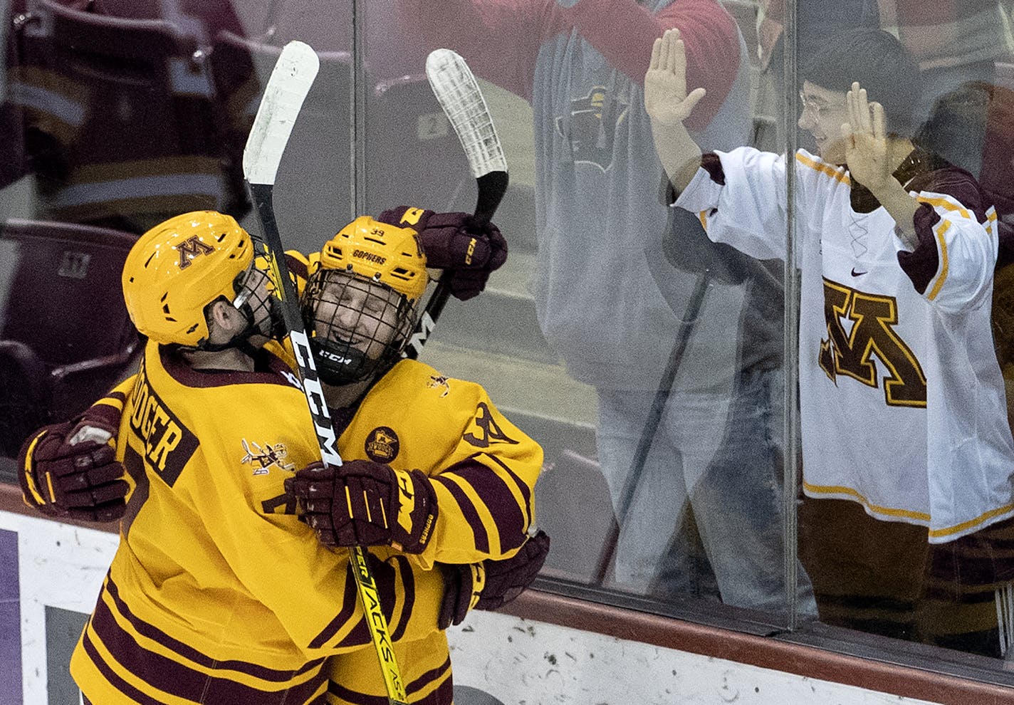 Ben Meyers (39) of Minnesota celebrated with Ben Brinkman (7) after scoring in the second period. ] CARLOS GONZALEZ &#x2022; cgonzalez@startribune.com &#x2013; Minneapolis, MN &#x2013; March 8, 2020, 3M Arena at Mariucci, first-round Big Ten playoff series, University of Minnesota Golden Gophers vs. Notre Dame