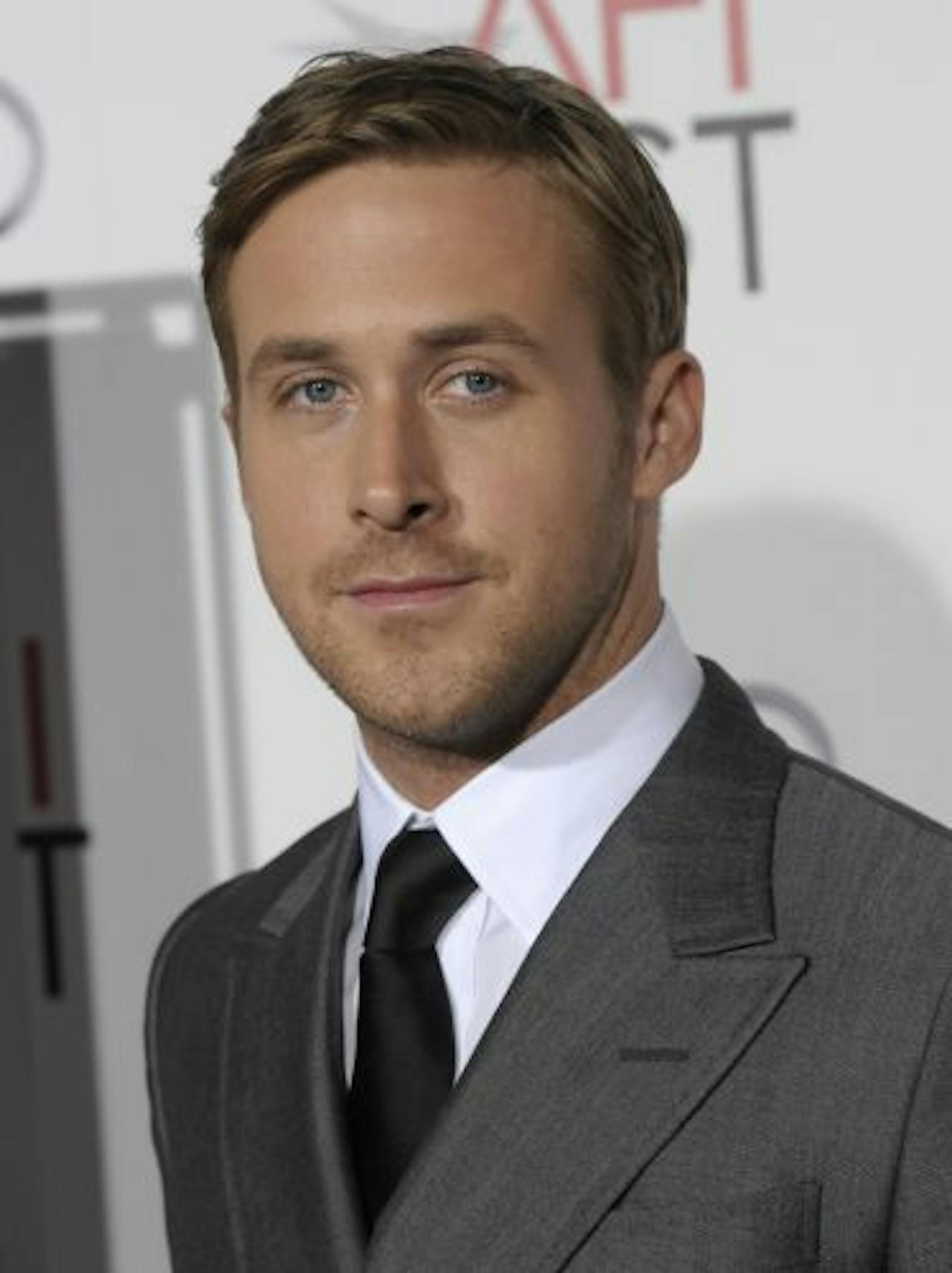 Actor Ryan Gosling arrives at the premiere of the feature film "Blue Valentine" in Los Angeles on Saturday, Nov. 6, 2010.