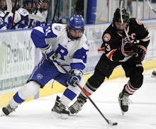 Rogers rides a rare No. 1 seed into the boys' hockey section playoffs
