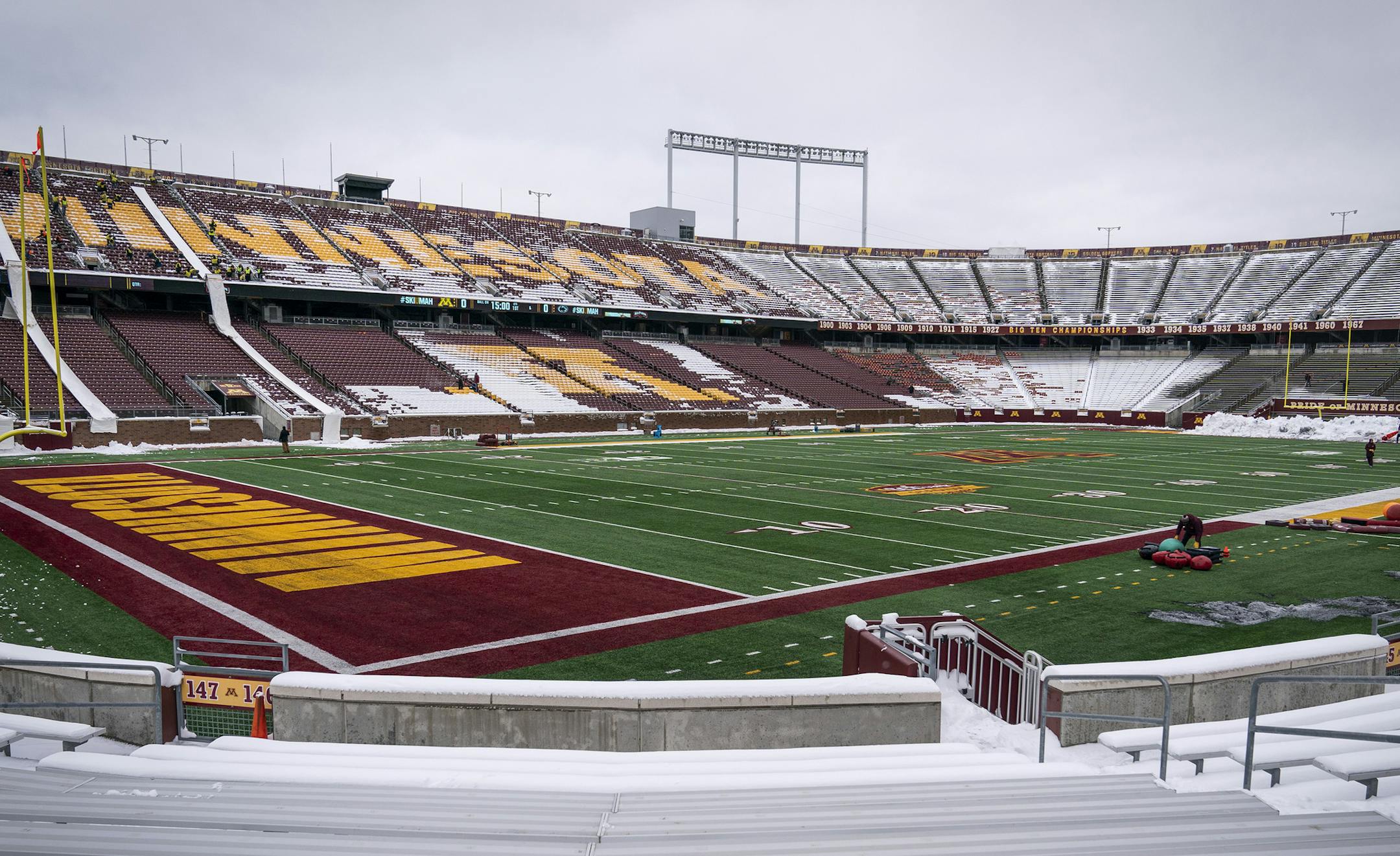 It took a movement involving a major college's leaders and dozens of Minnesotans on Wednesday to clear the snow from TCF Bank Stadium and prepare it for Saturday's game against Wisconsin. And more snow is on the way.